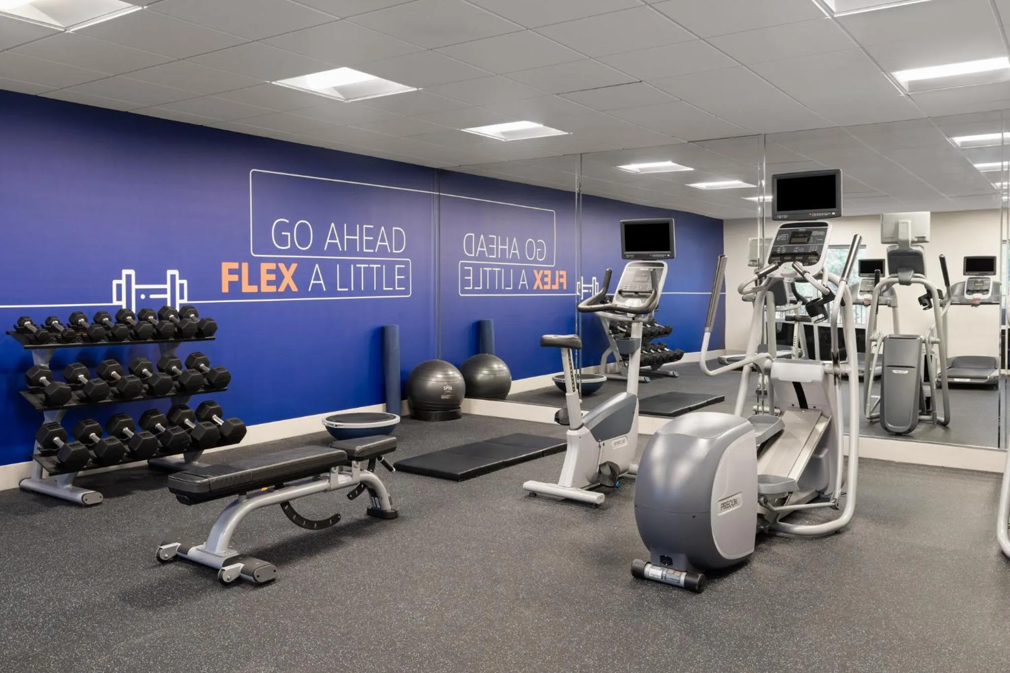 Fitness centre/facilities in Holiday Inn Express & Suites - Tampa East - Ybor City by IHG