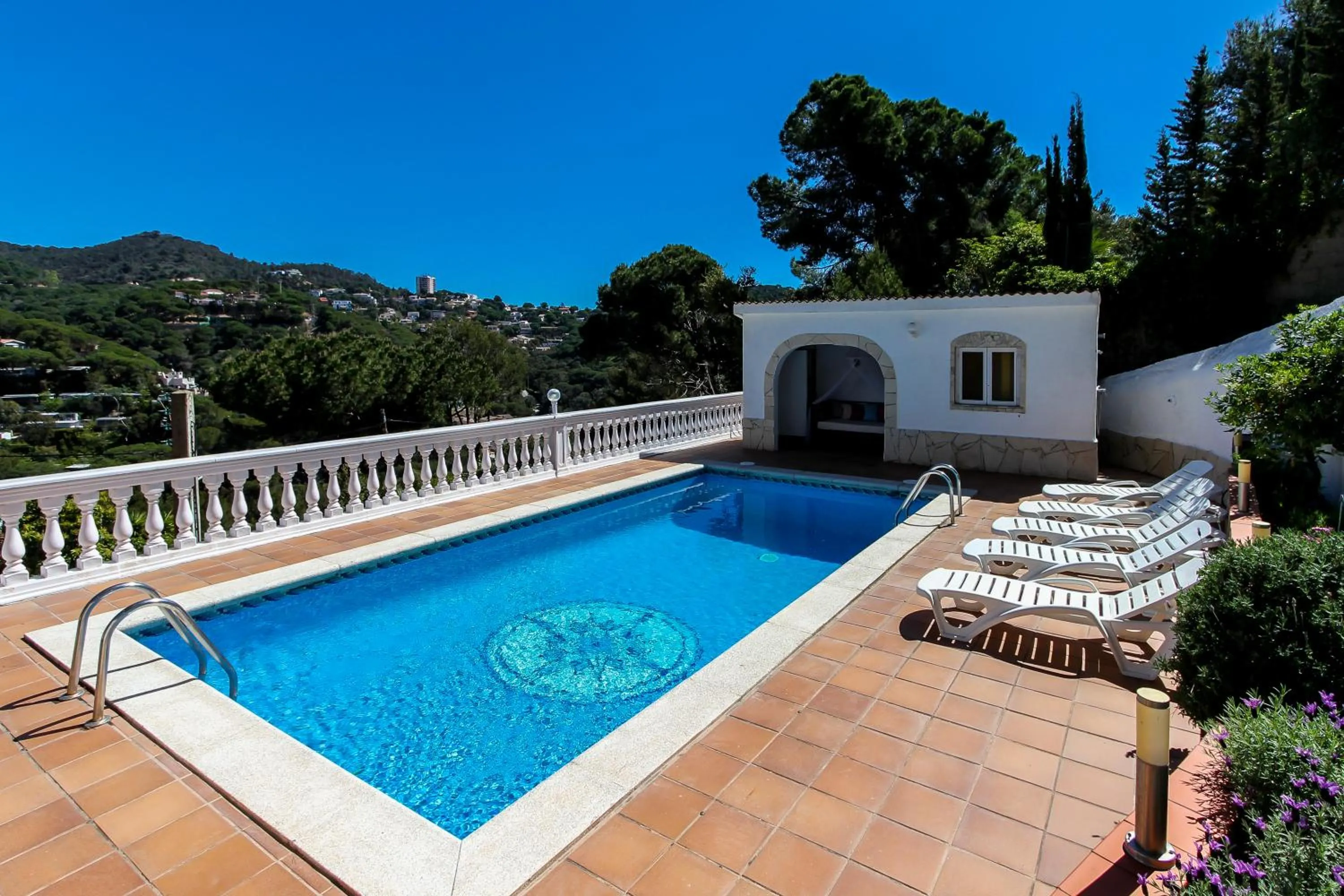 Swimming pool in Villa Natalia C101