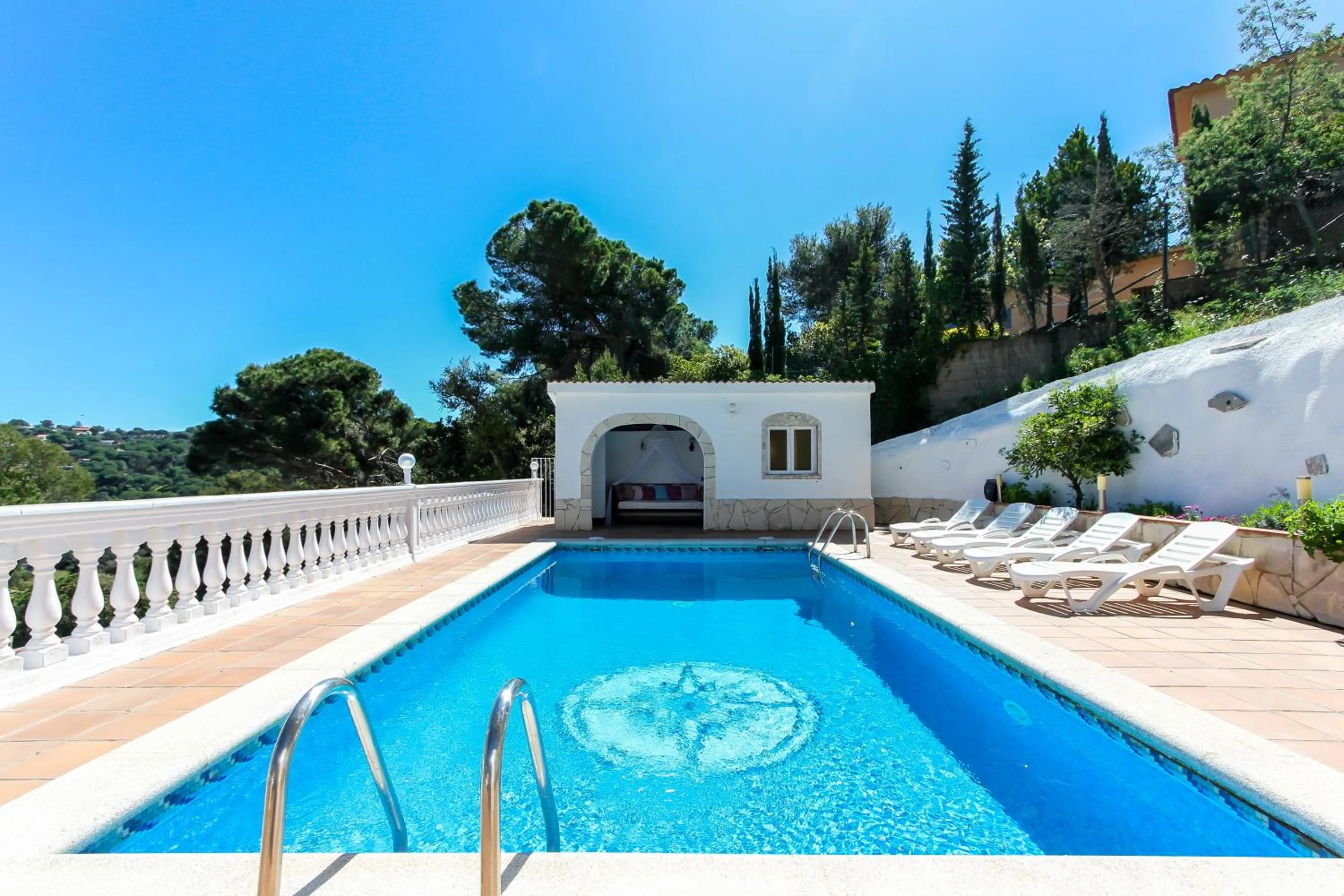 Swimming pool in Villa Natalia C101