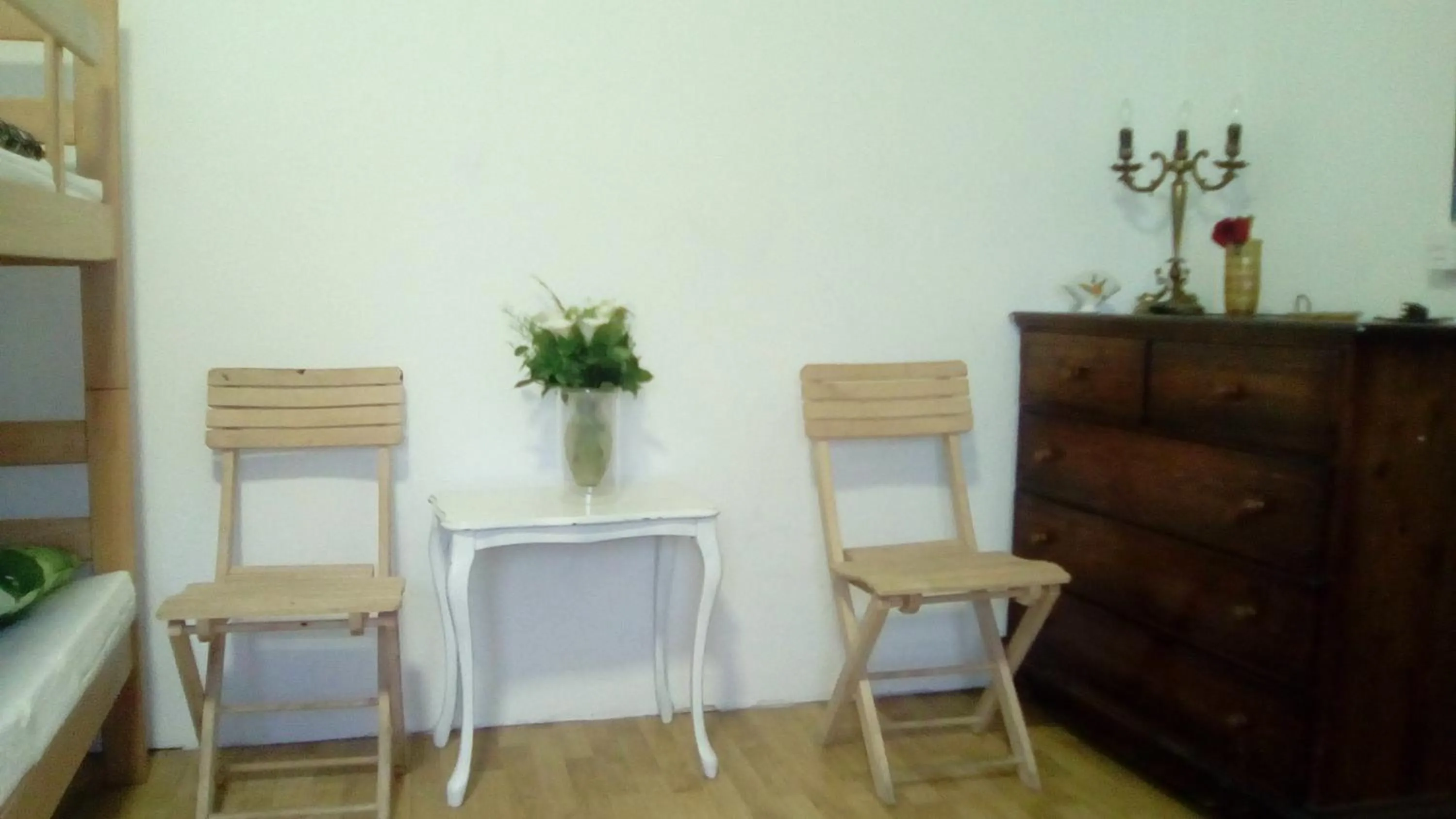Photo of the whole room in Hostel Jellostone