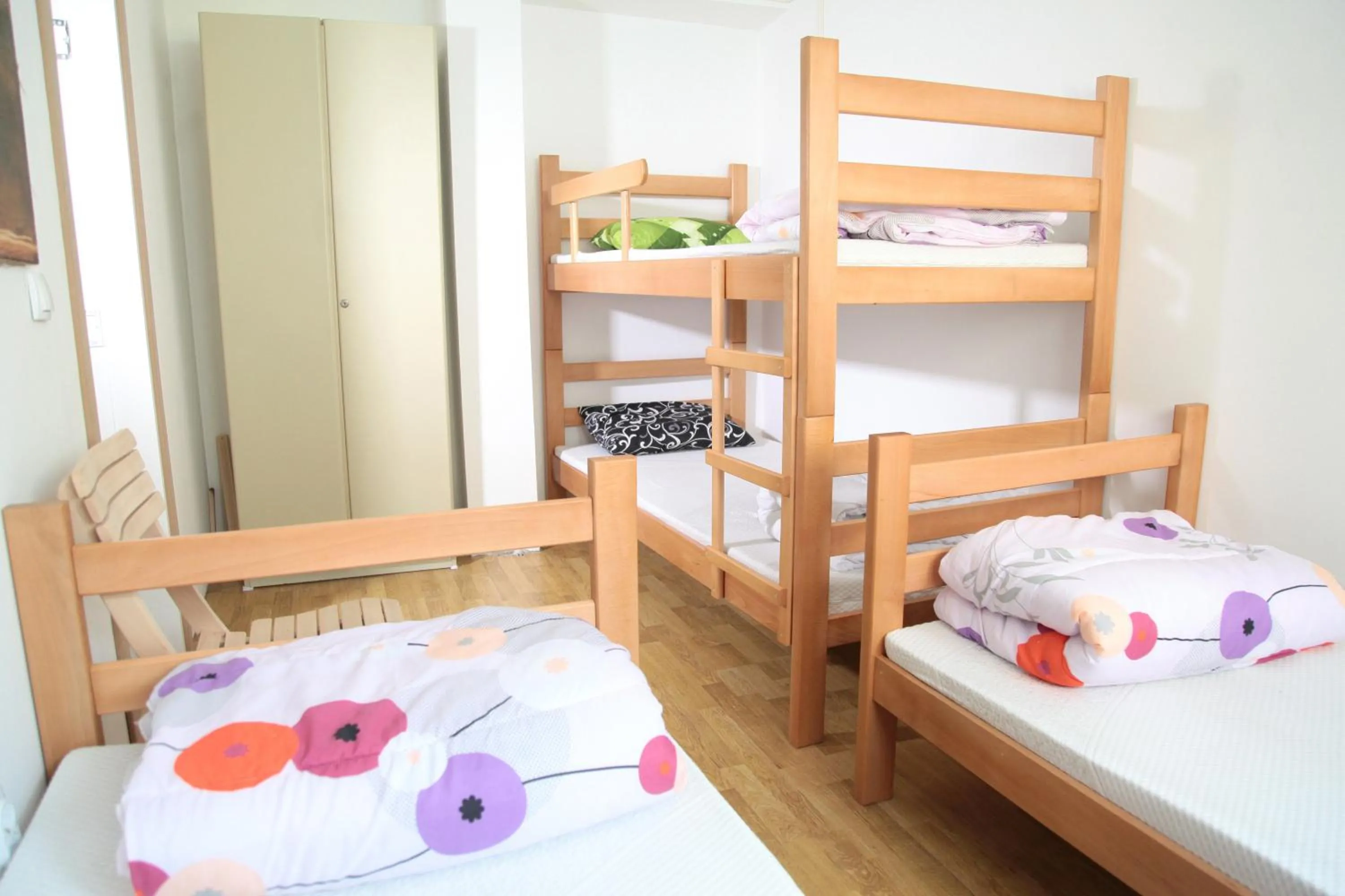 Bed in Hostel Jellostone