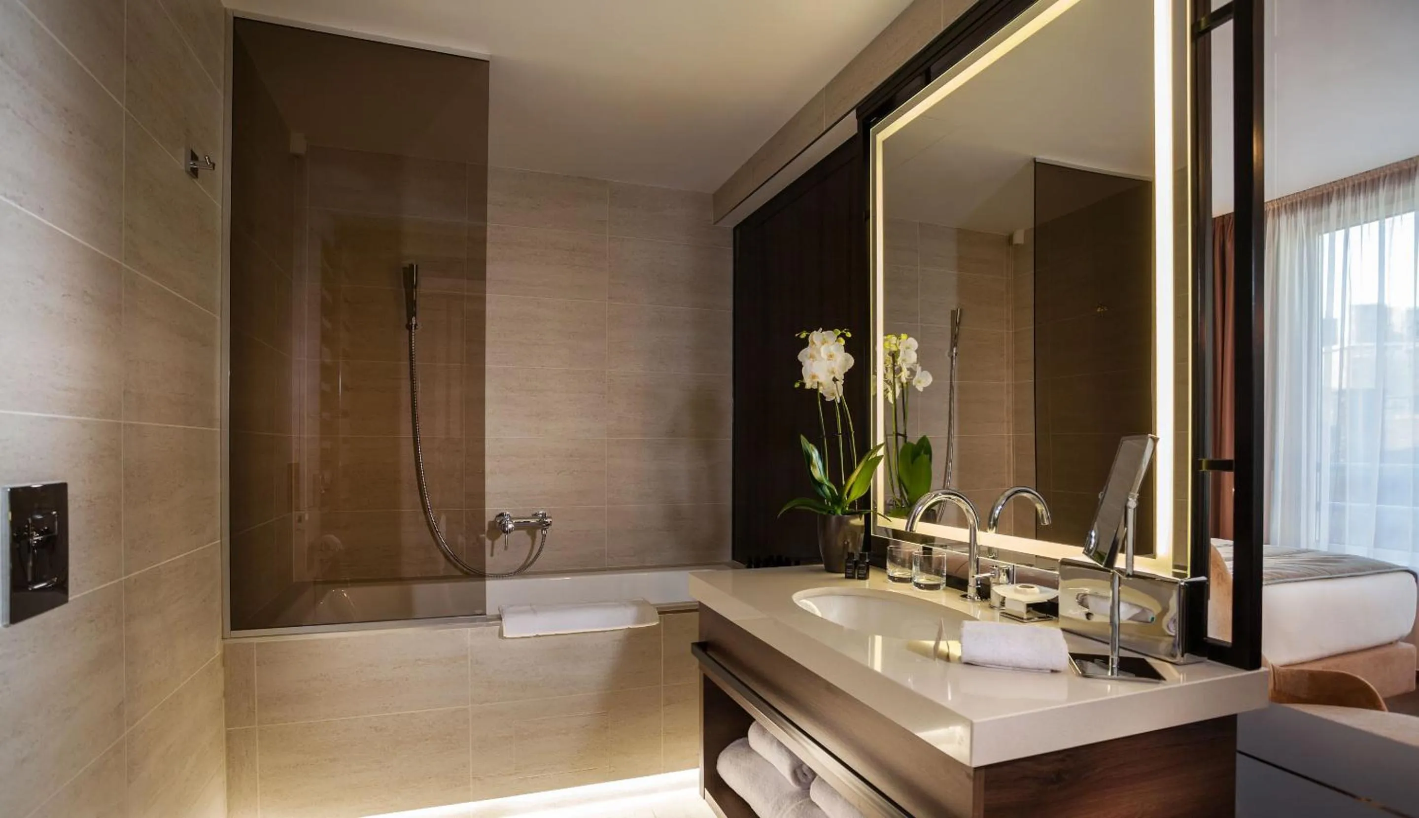 SAINT TEN Boutique Hotel, Small Luxury Hotels