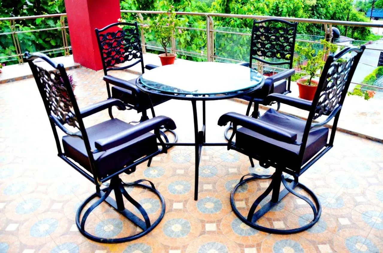 Restaurant/places to eat in Taraji Resort