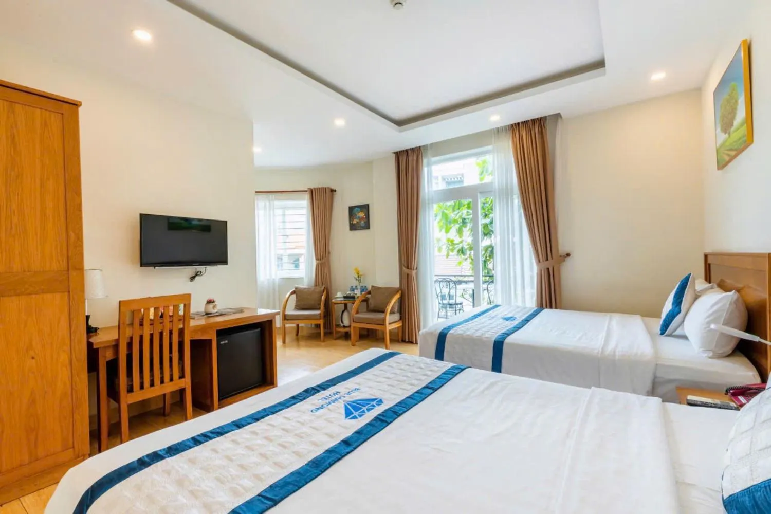 Bed in Blue Diamond Airport Hotel