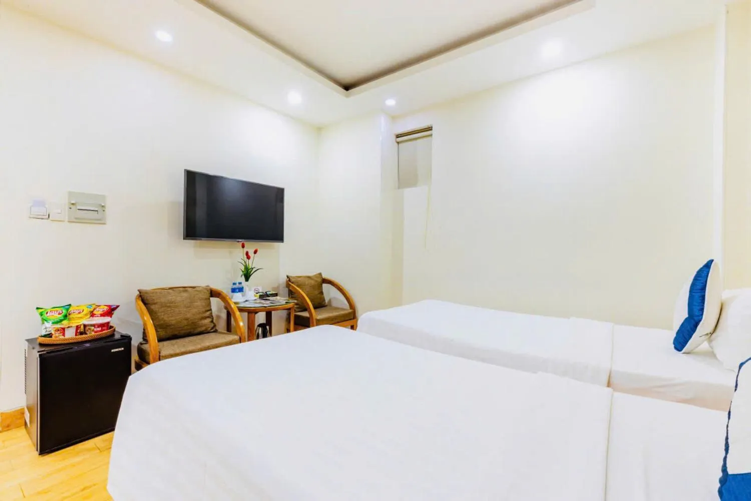 Bedroom, Bed in Blue Diamond Airport Hotel