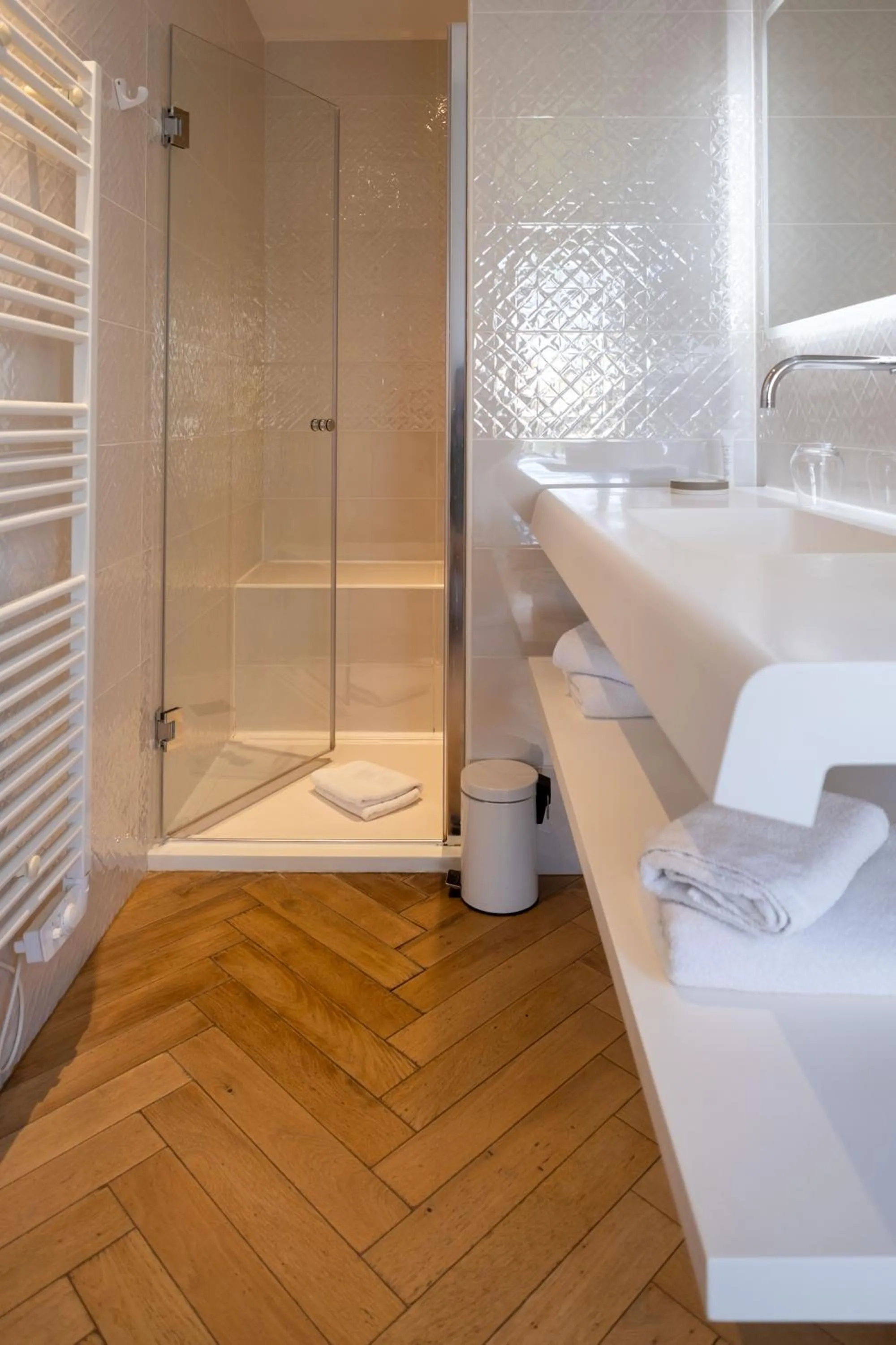 Bathroom in Hôtel le XIX