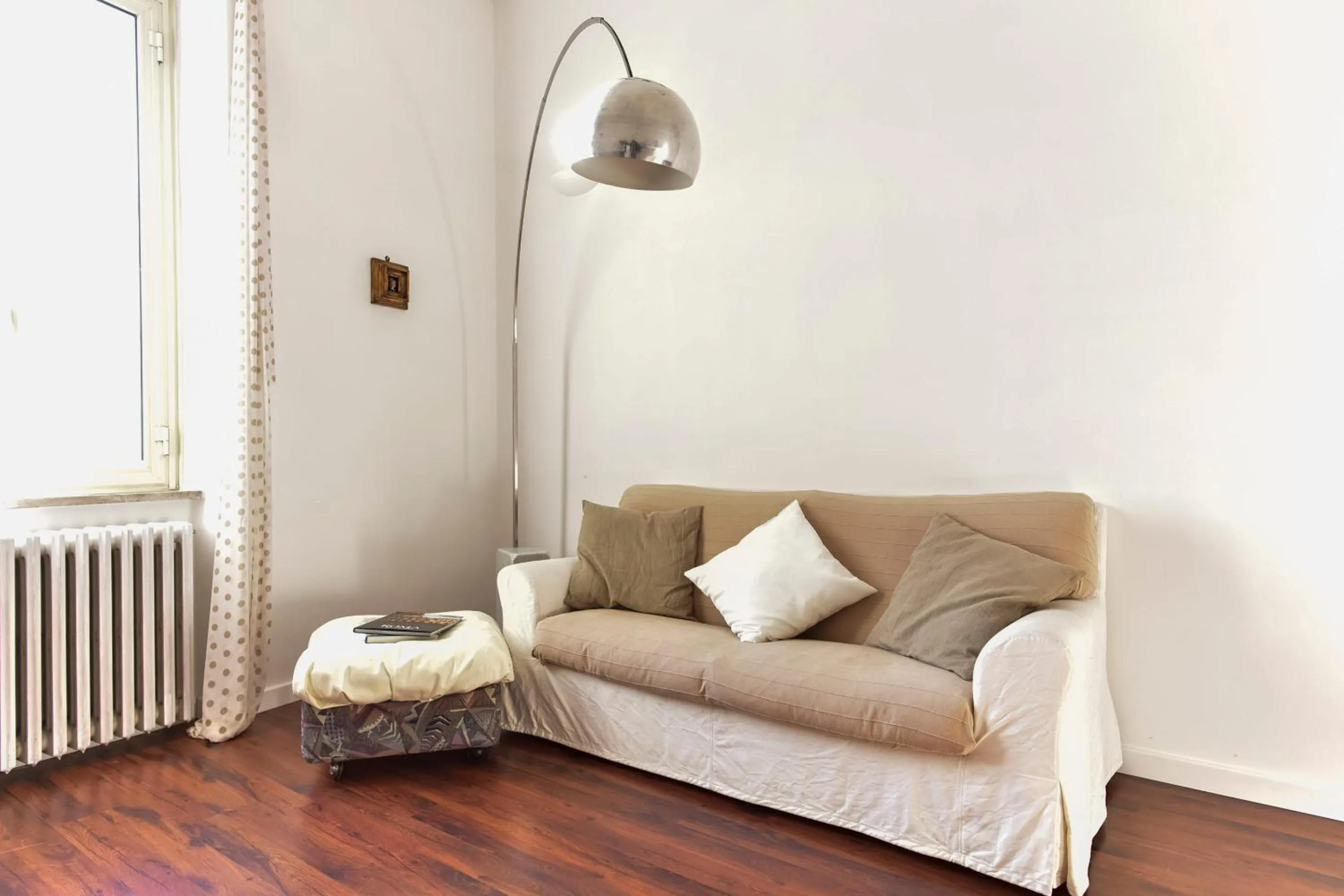 Living room in Maru Apartment