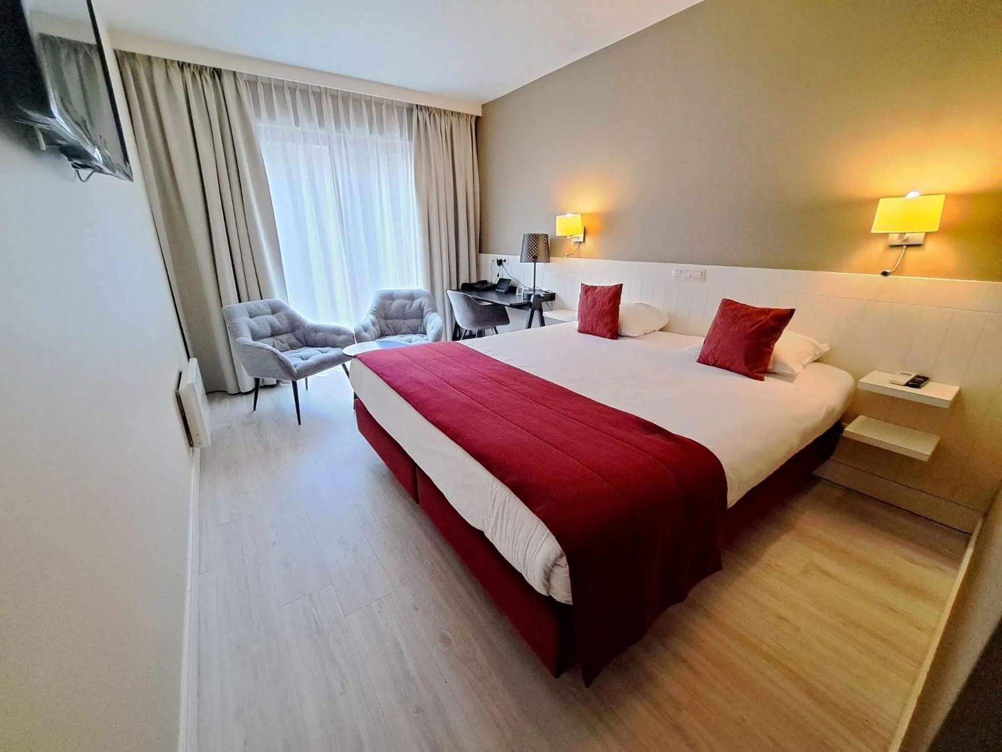 Photo of the whole room, Bed in Hotel Acacia