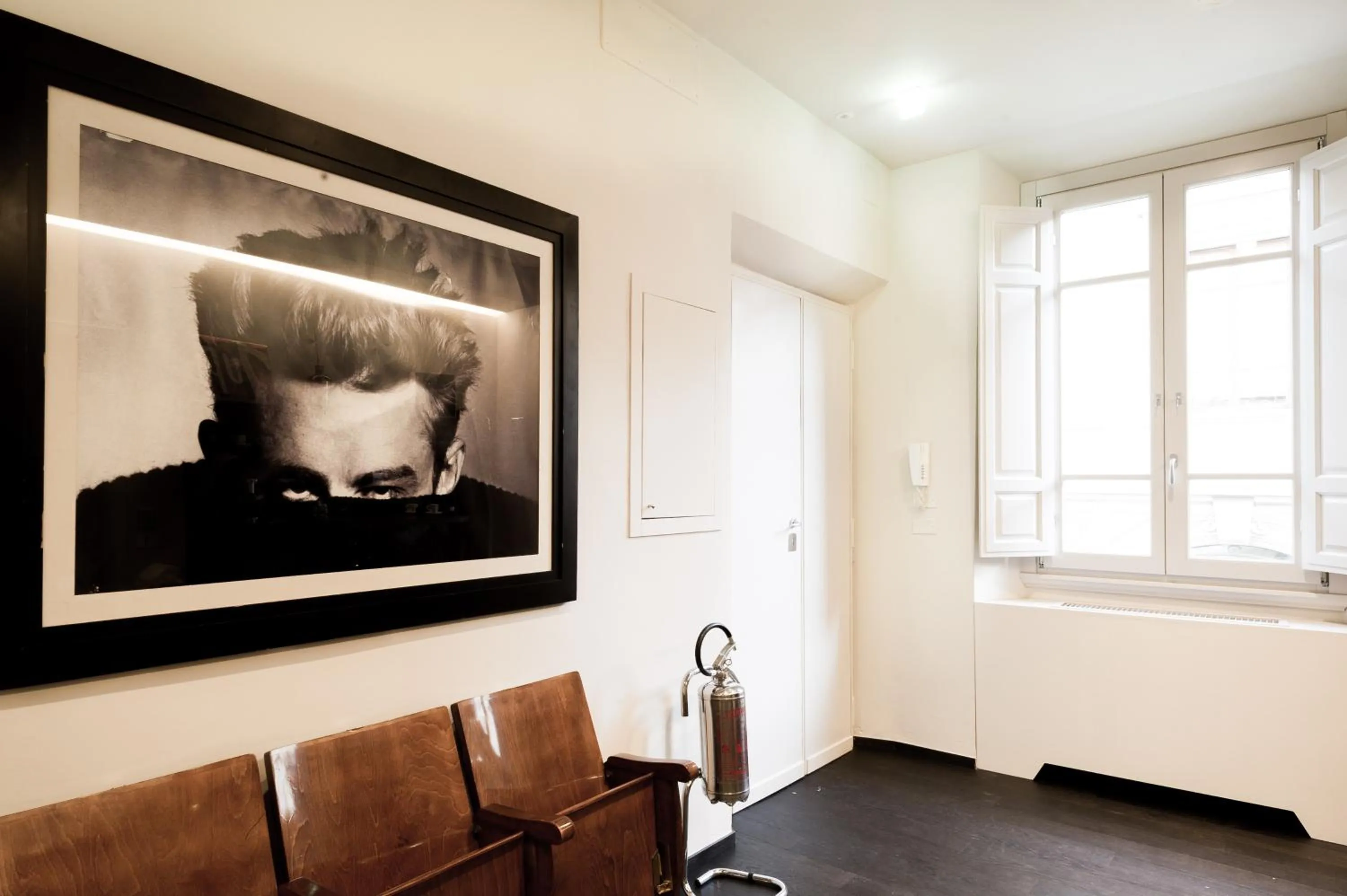 Property building in Arnobio Florence Suites