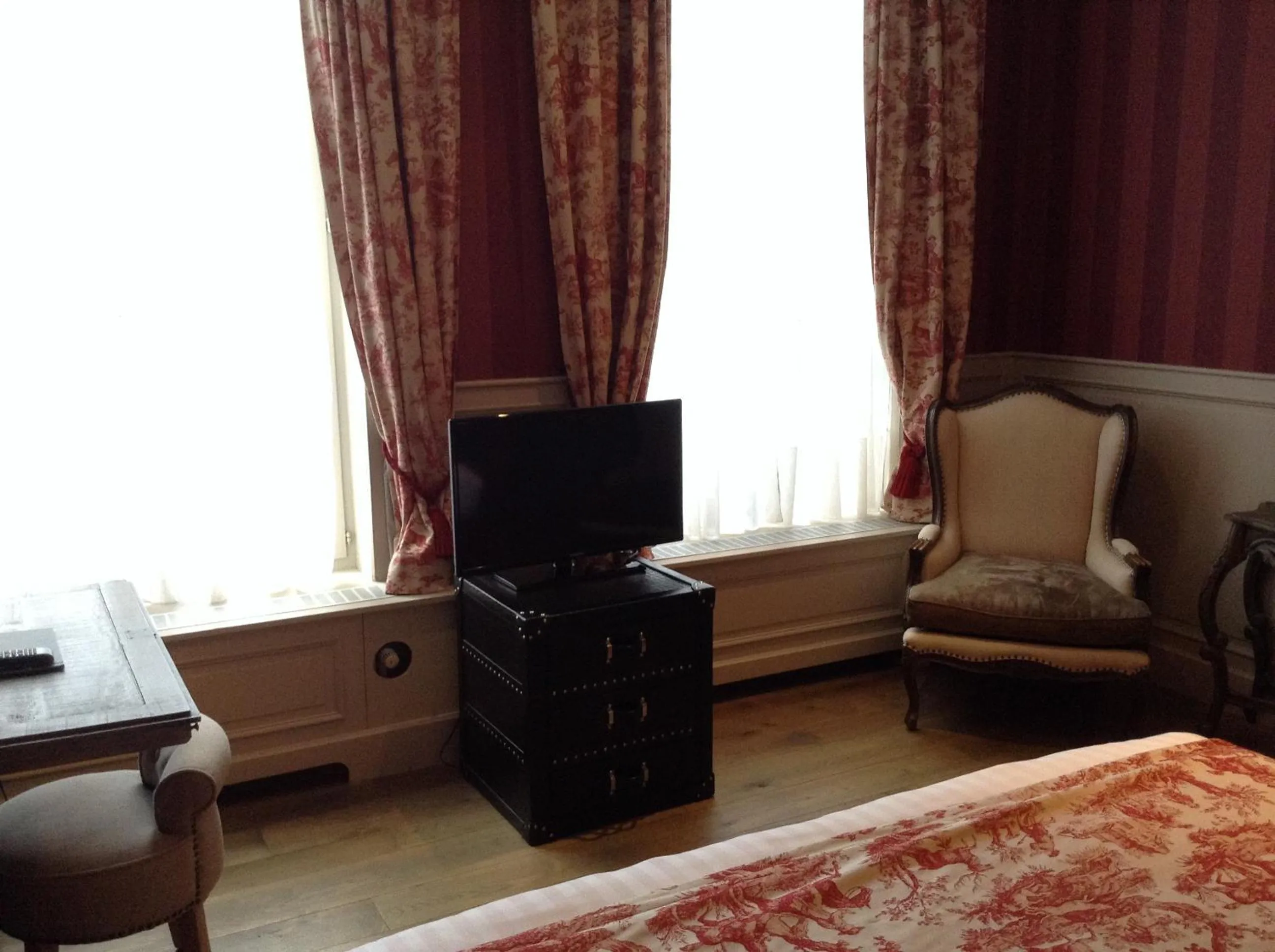 TV and multimedia, Bed in Hotel Patritius