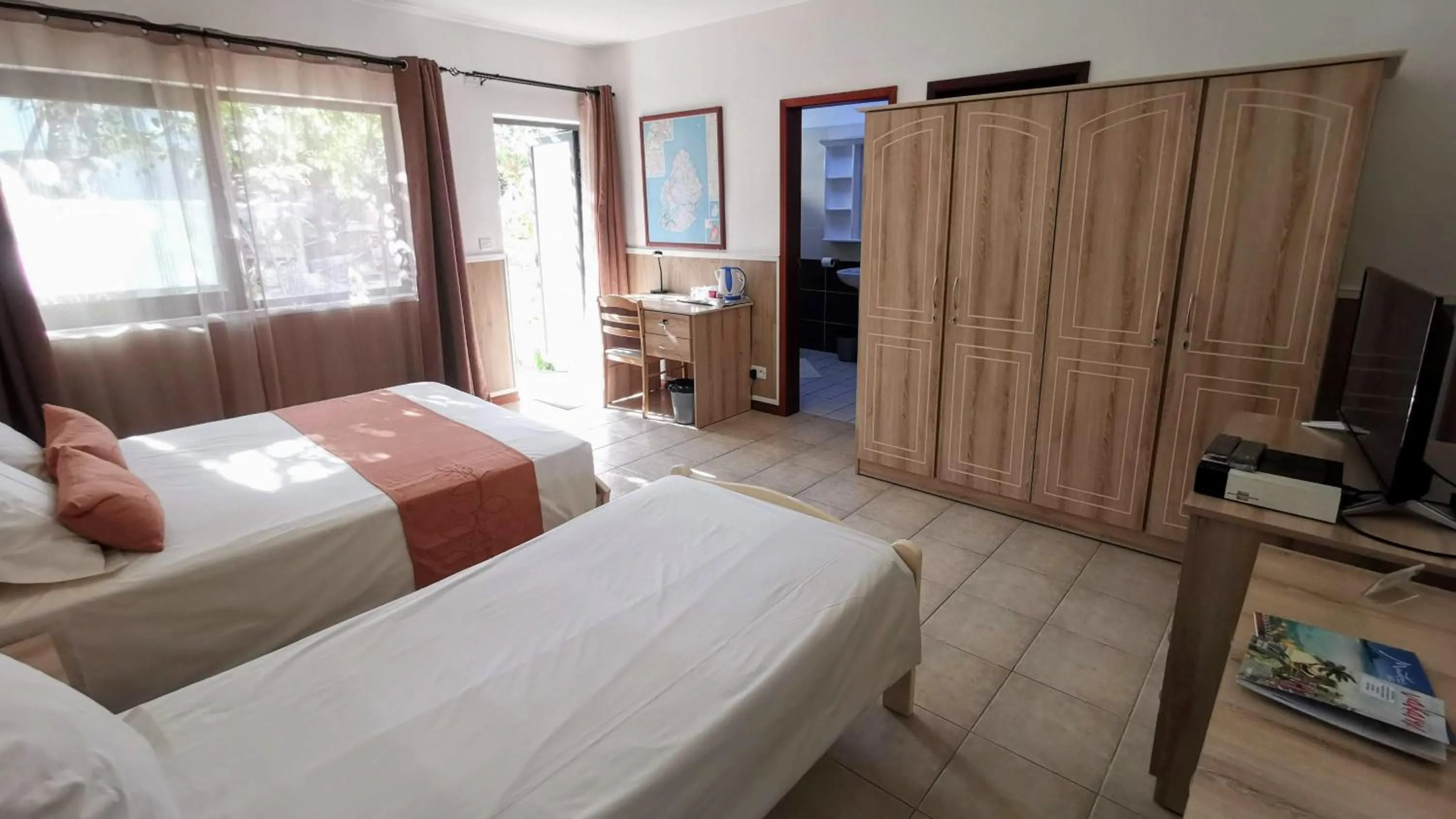 Bed in Blue Beryl Guest House