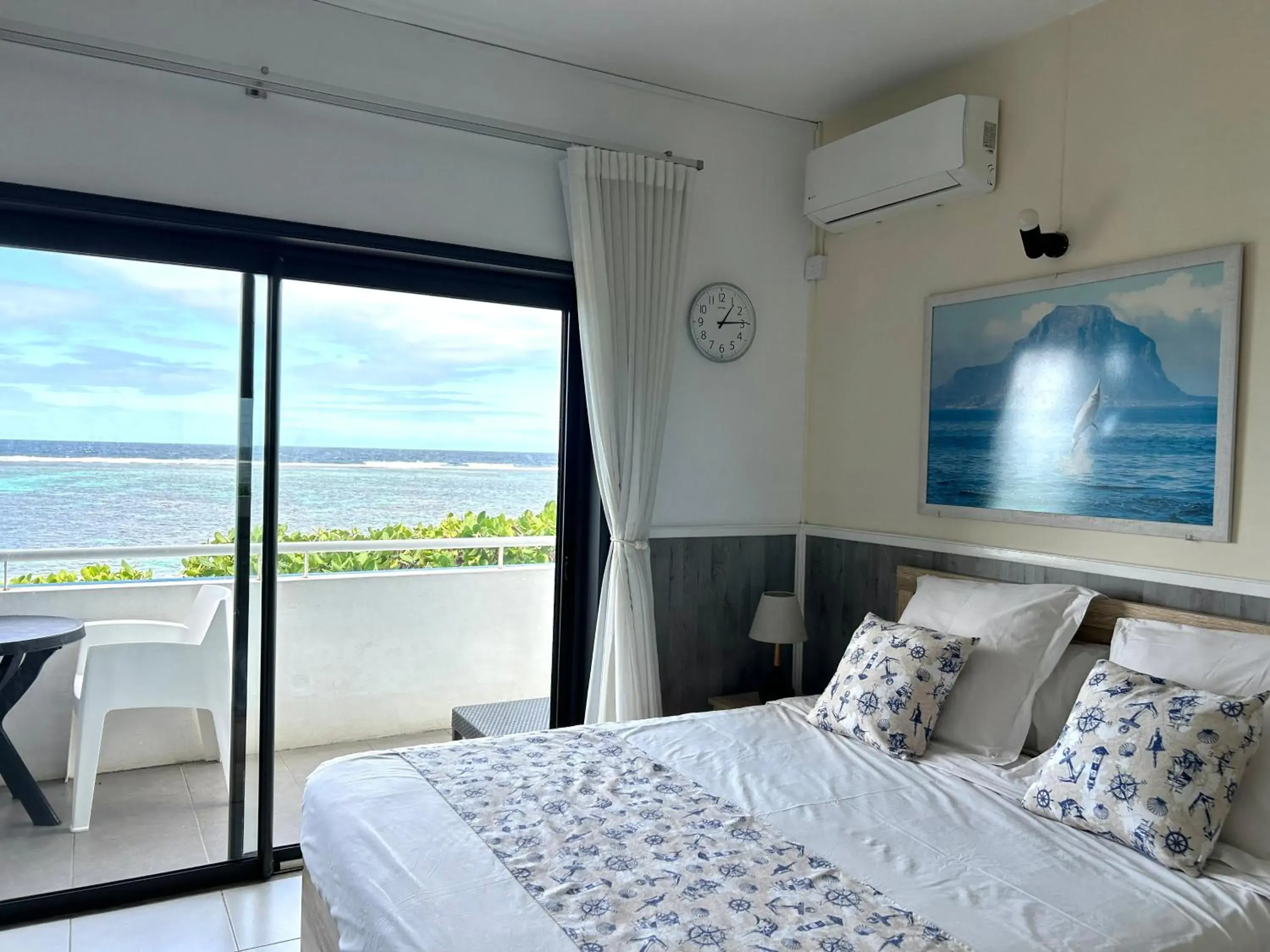 Double Room with Sea View in Blue Beryl Guest House Double Room with Sea View in Blue Beryl Guest House
