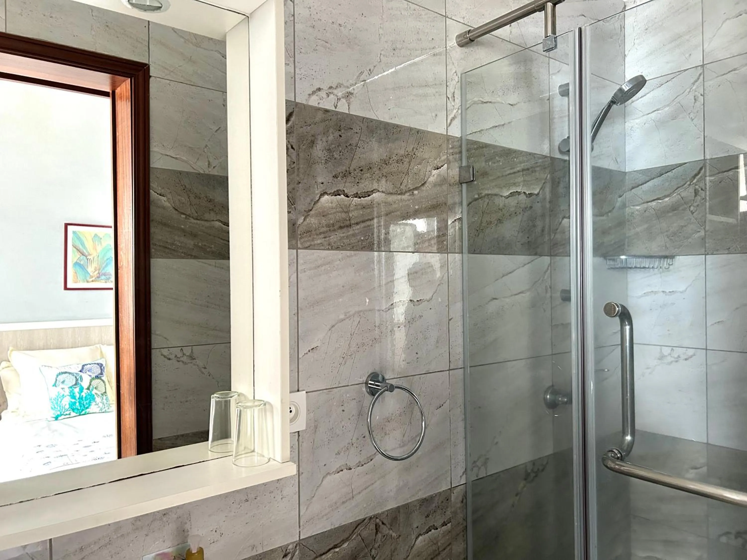 Bathroom in Blue Beryl Guest House