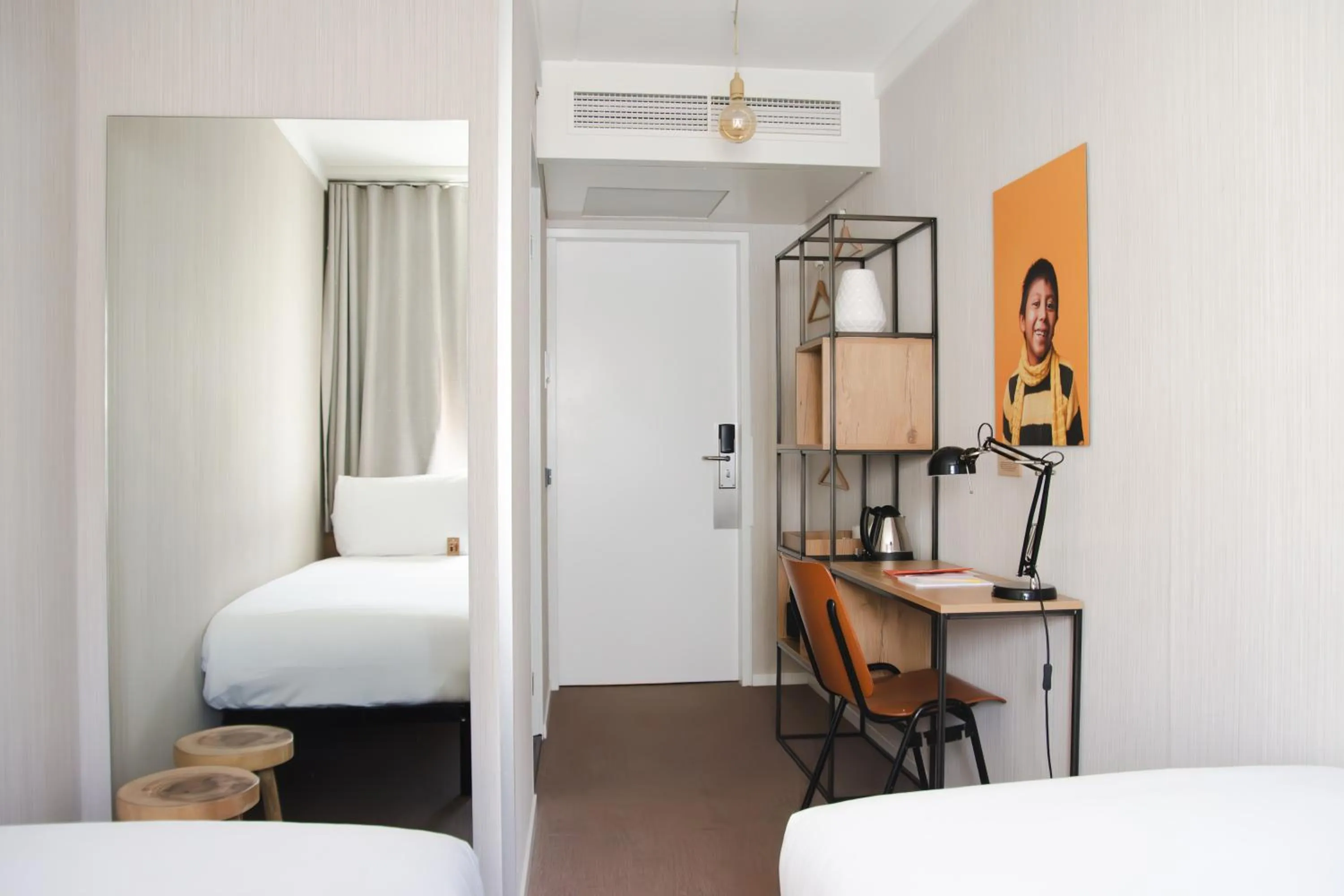 Bed in Good Hotel London