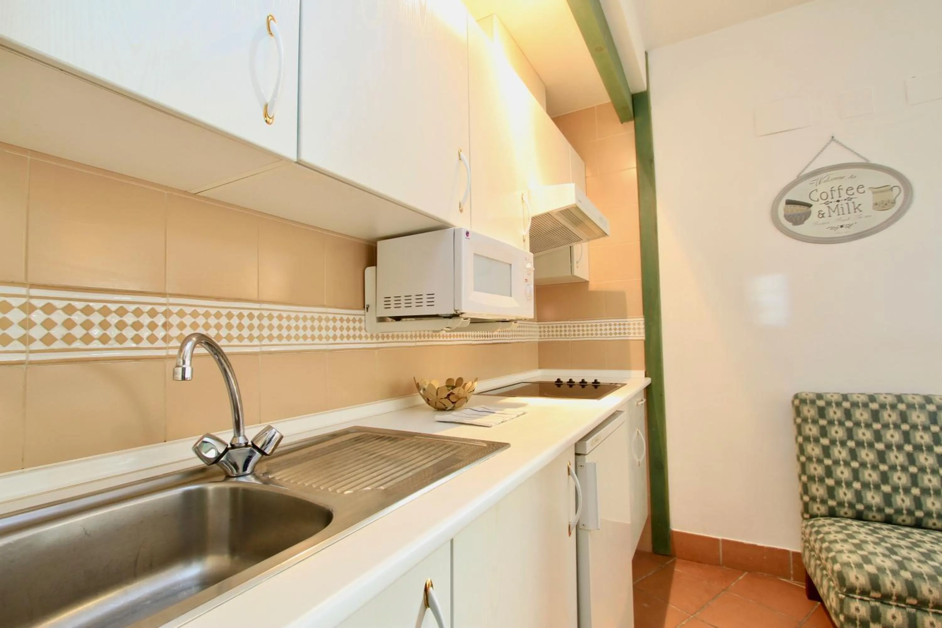 Kitchen or kitchenette in Bed and Snow Art Apartments