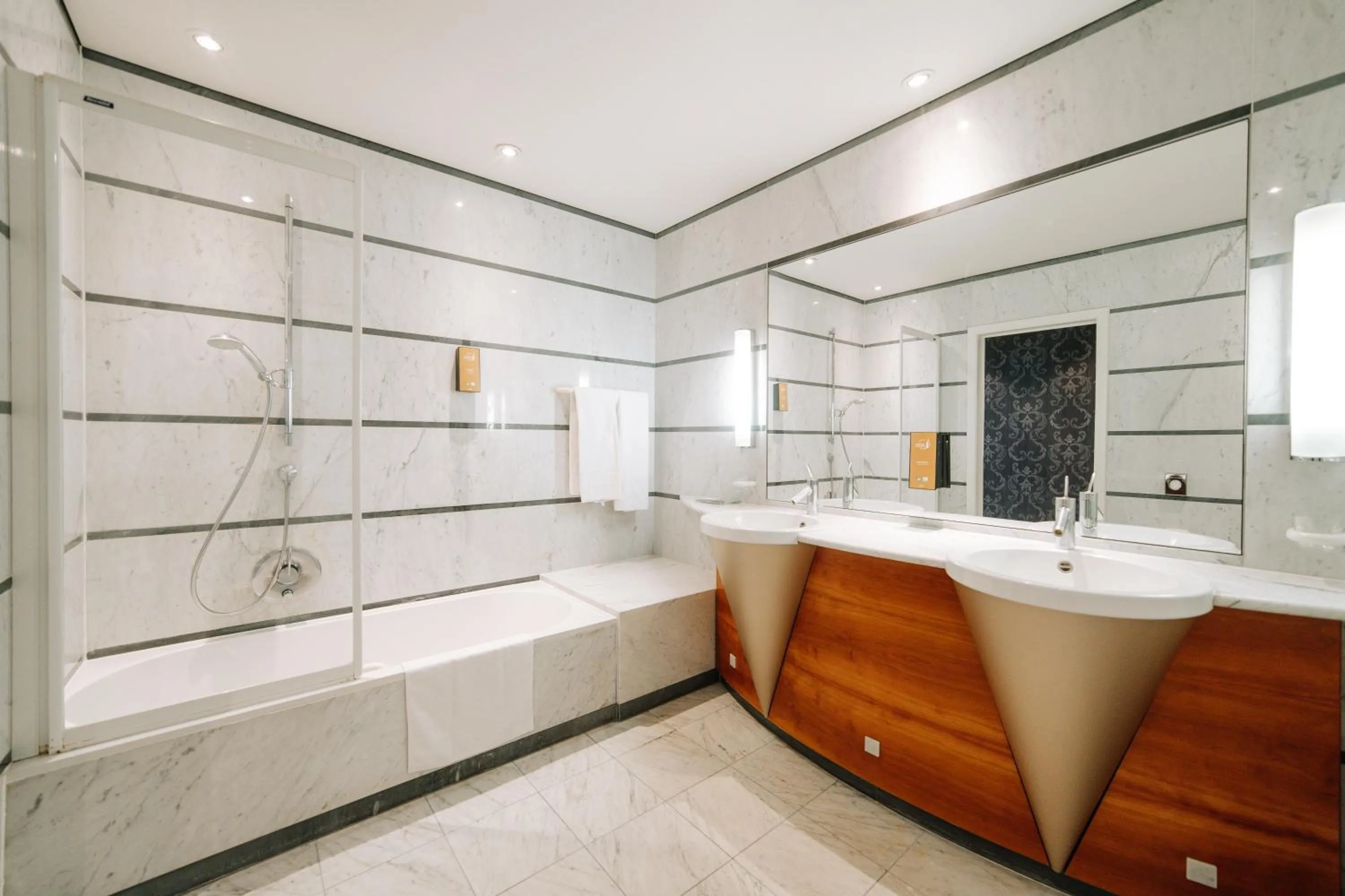 Bathroom in Le Chateau de Namur