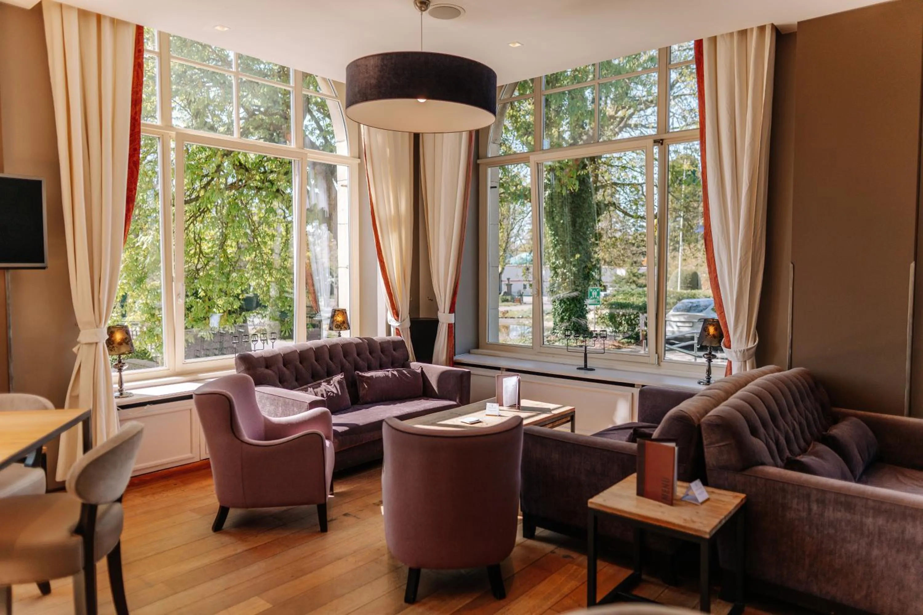 Lounge or bar in Le Chateau de Namur