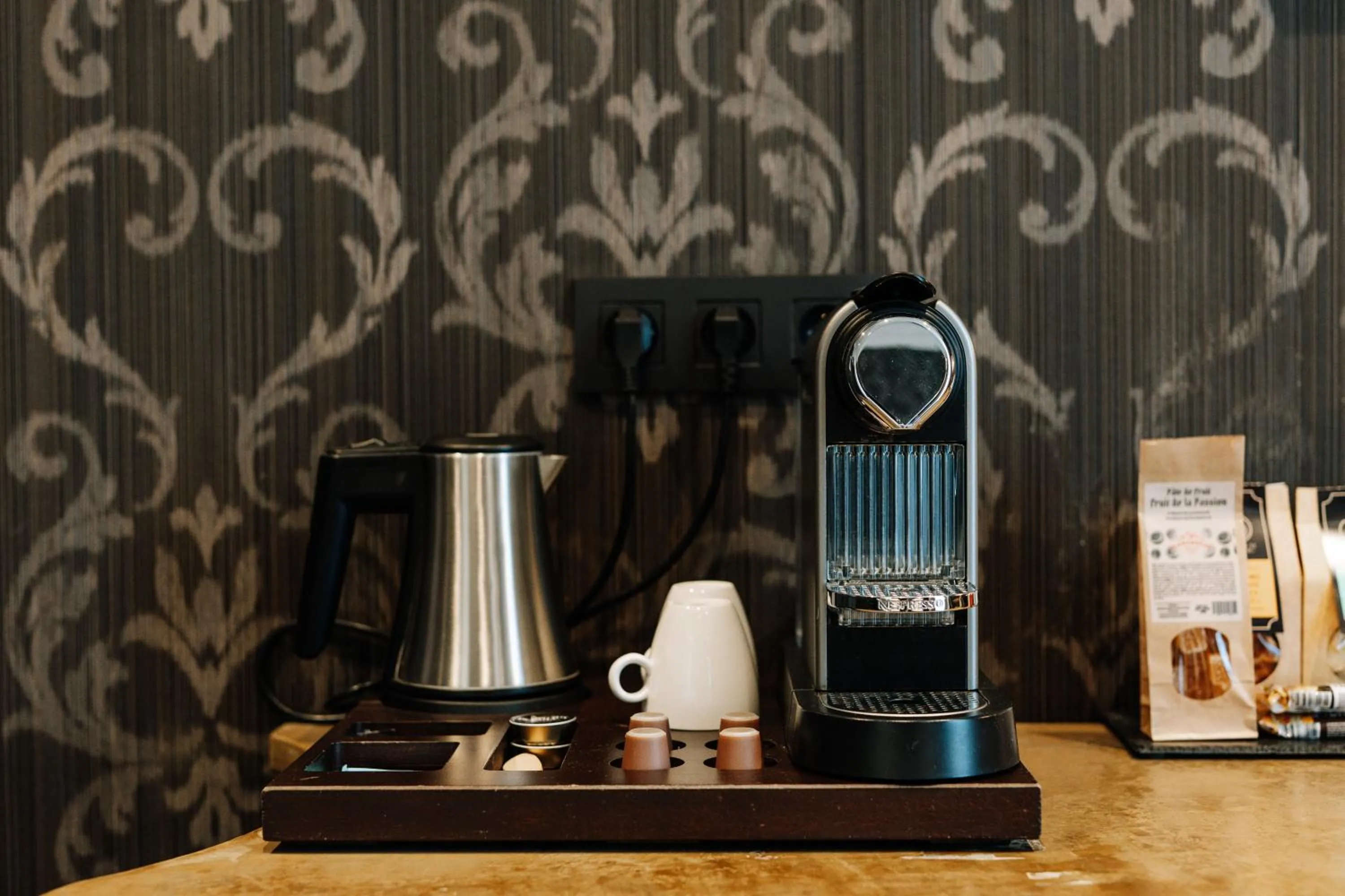 Coffee/tea facilities in Le Chateau de Namur