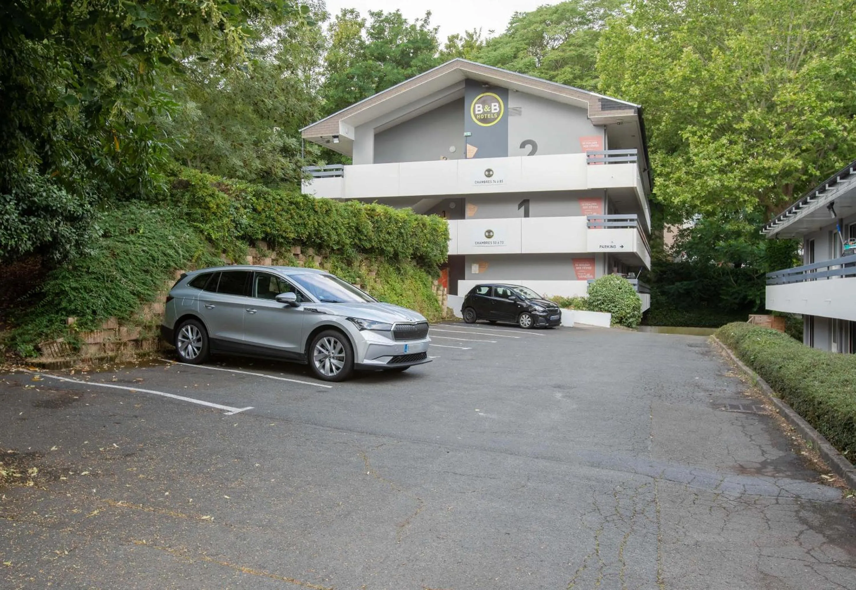 Parking in B&B HOTEL Louveciennes