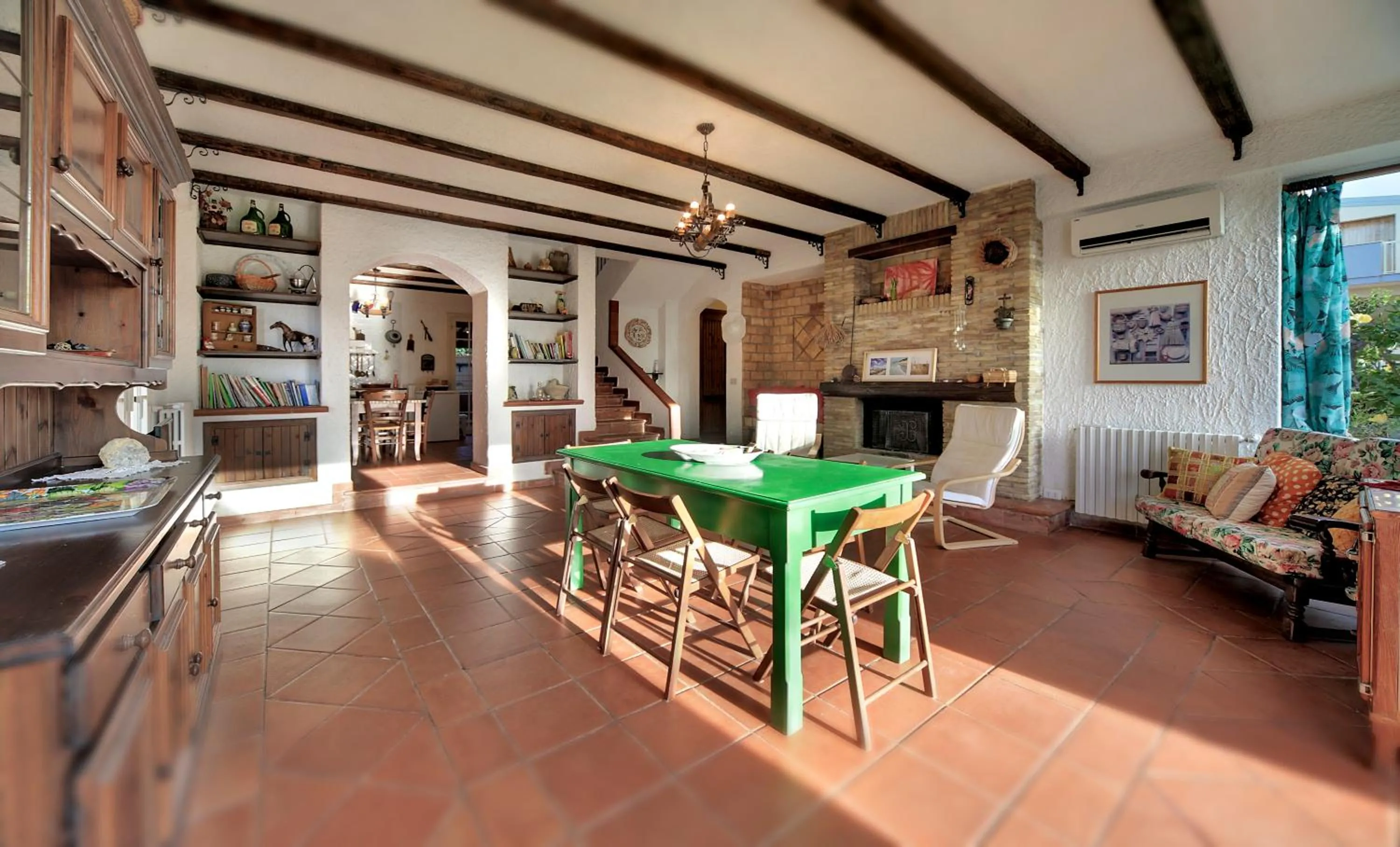TV and multimedia in Villa Palma