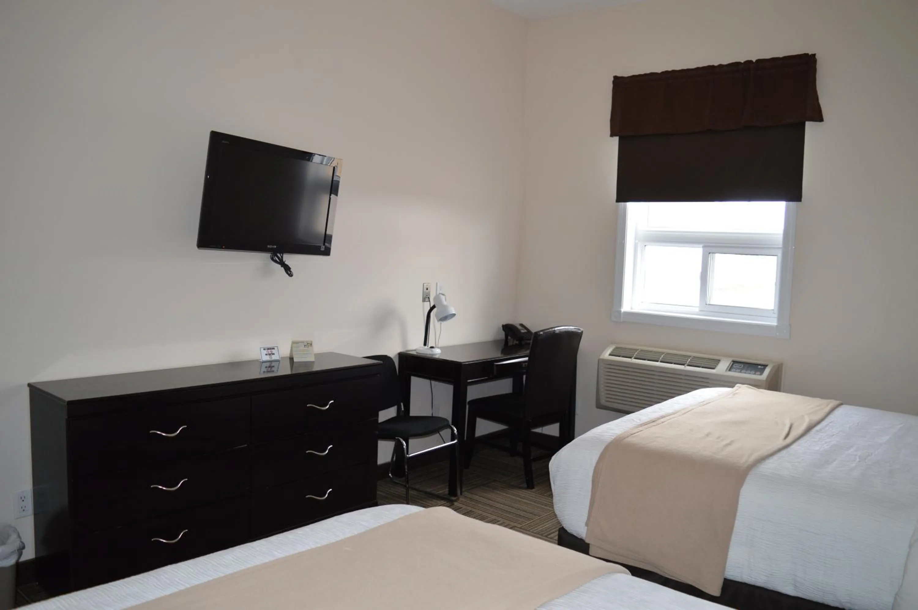 Bed in Auberge MacDonald Guest Inn