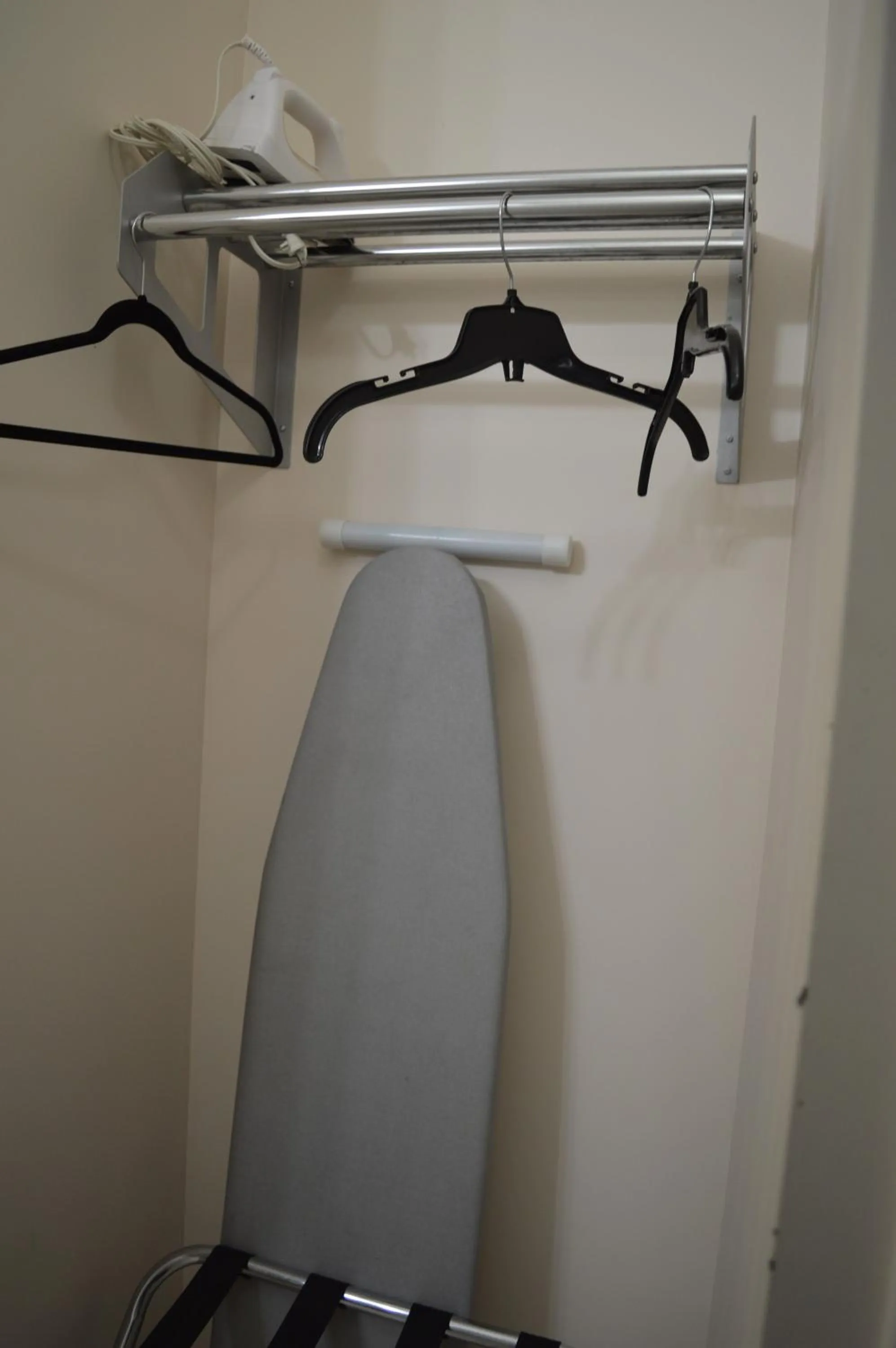 Auberge MacDonald Guest Inn