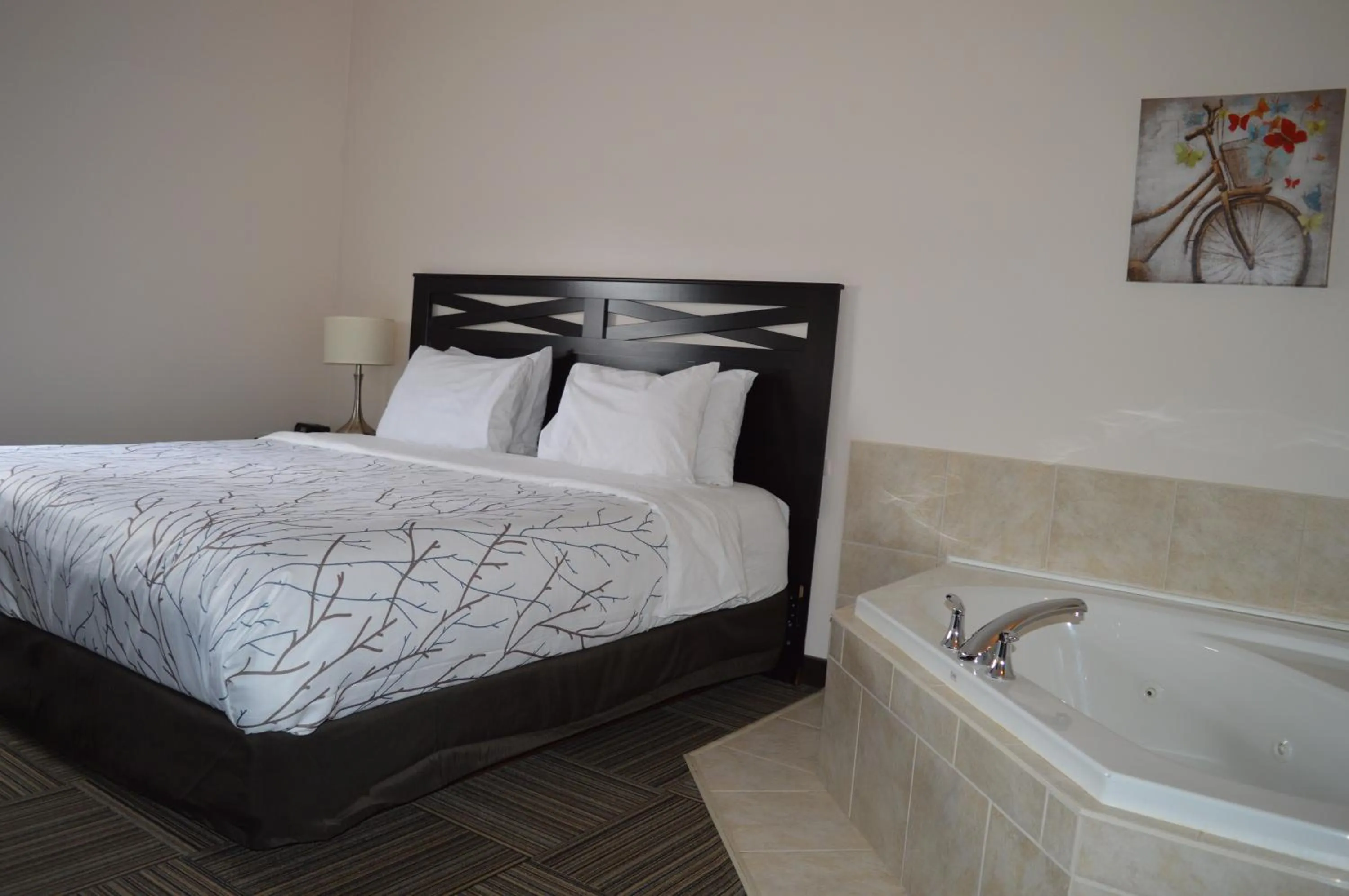 Bed in Auberge MacDonald Guest Inn