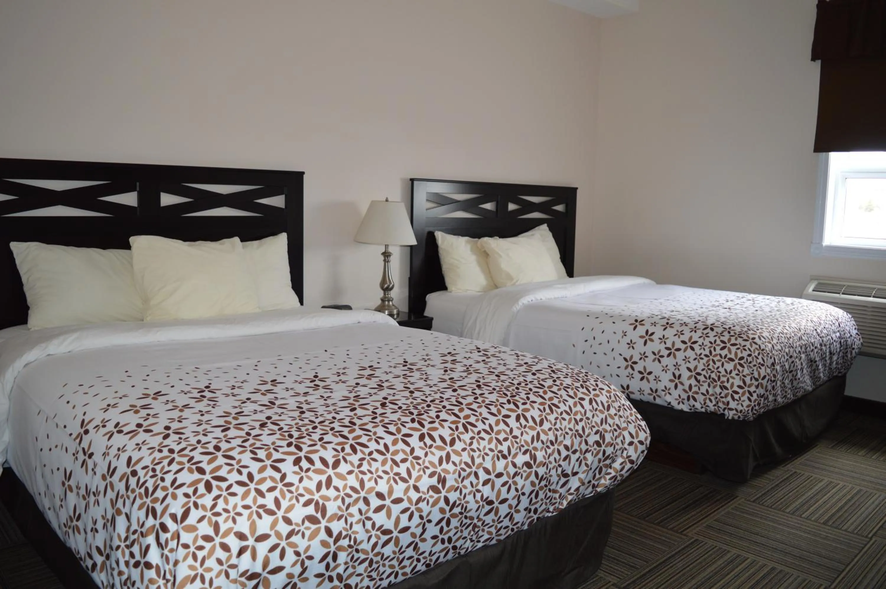 Bed in Auberge MacDonald Guest Inn