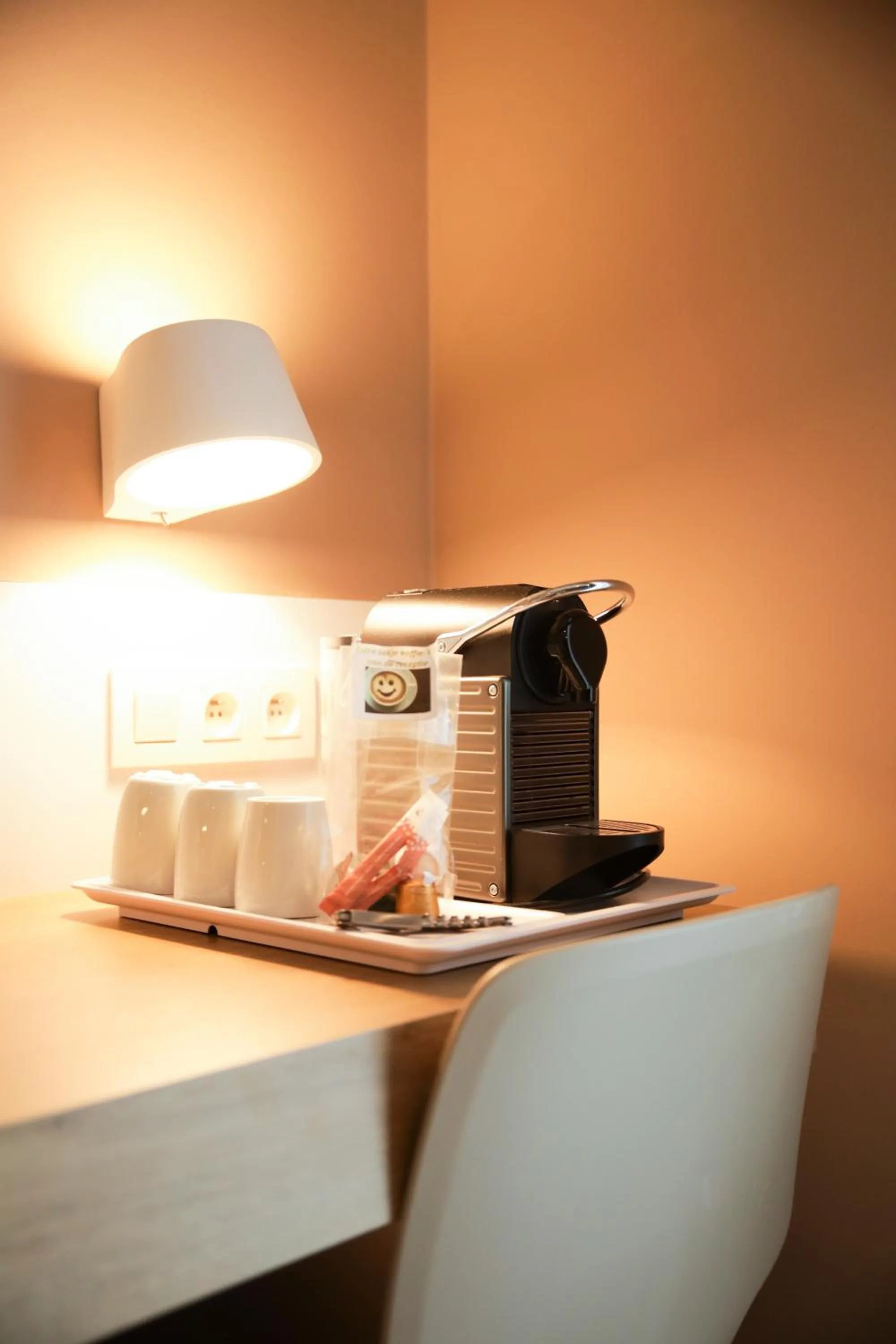 Coffee/tea facilities in Alfa Inn