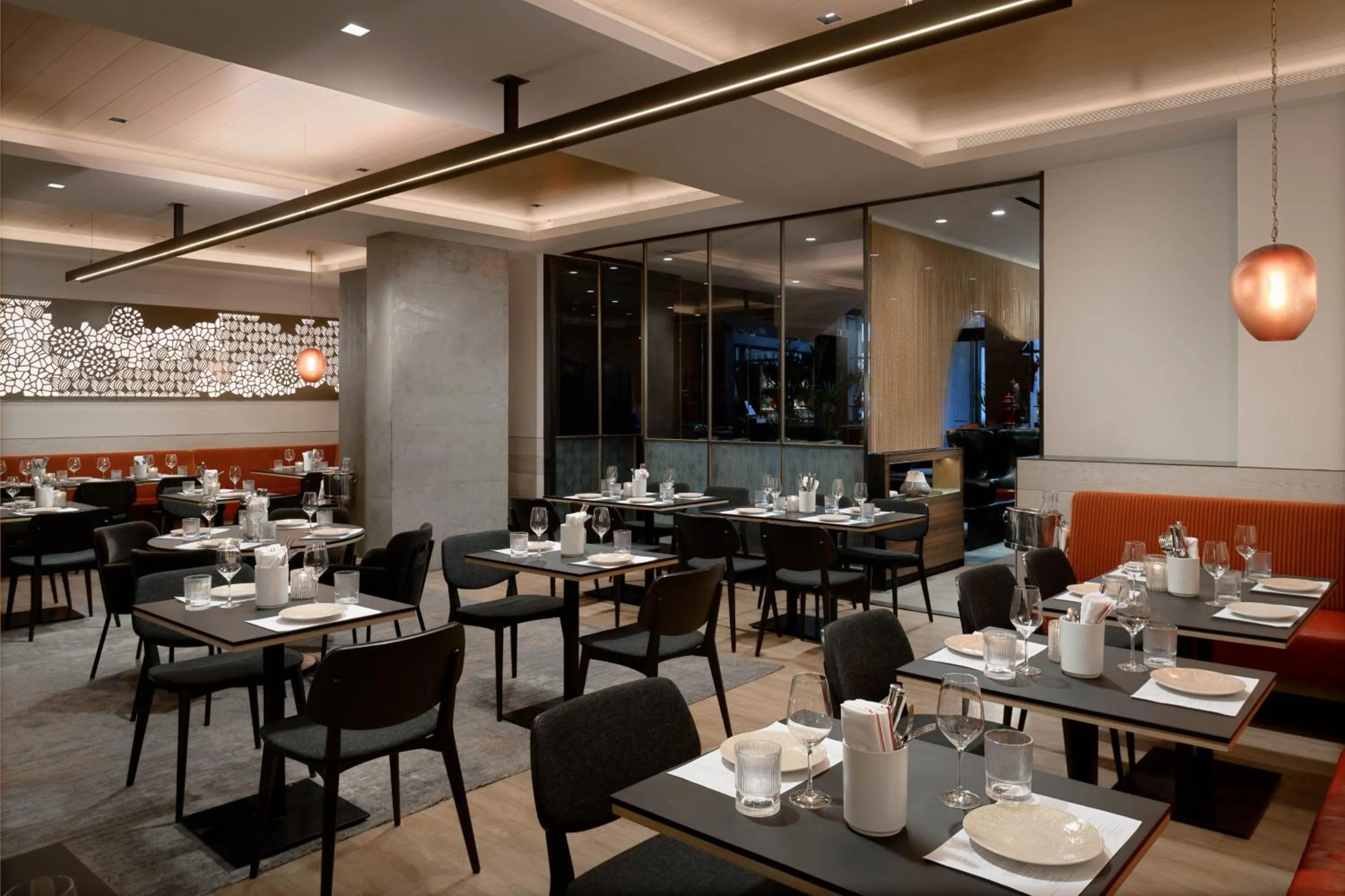 Restaurant/places to eat in LUMA Hotel - Times Square
