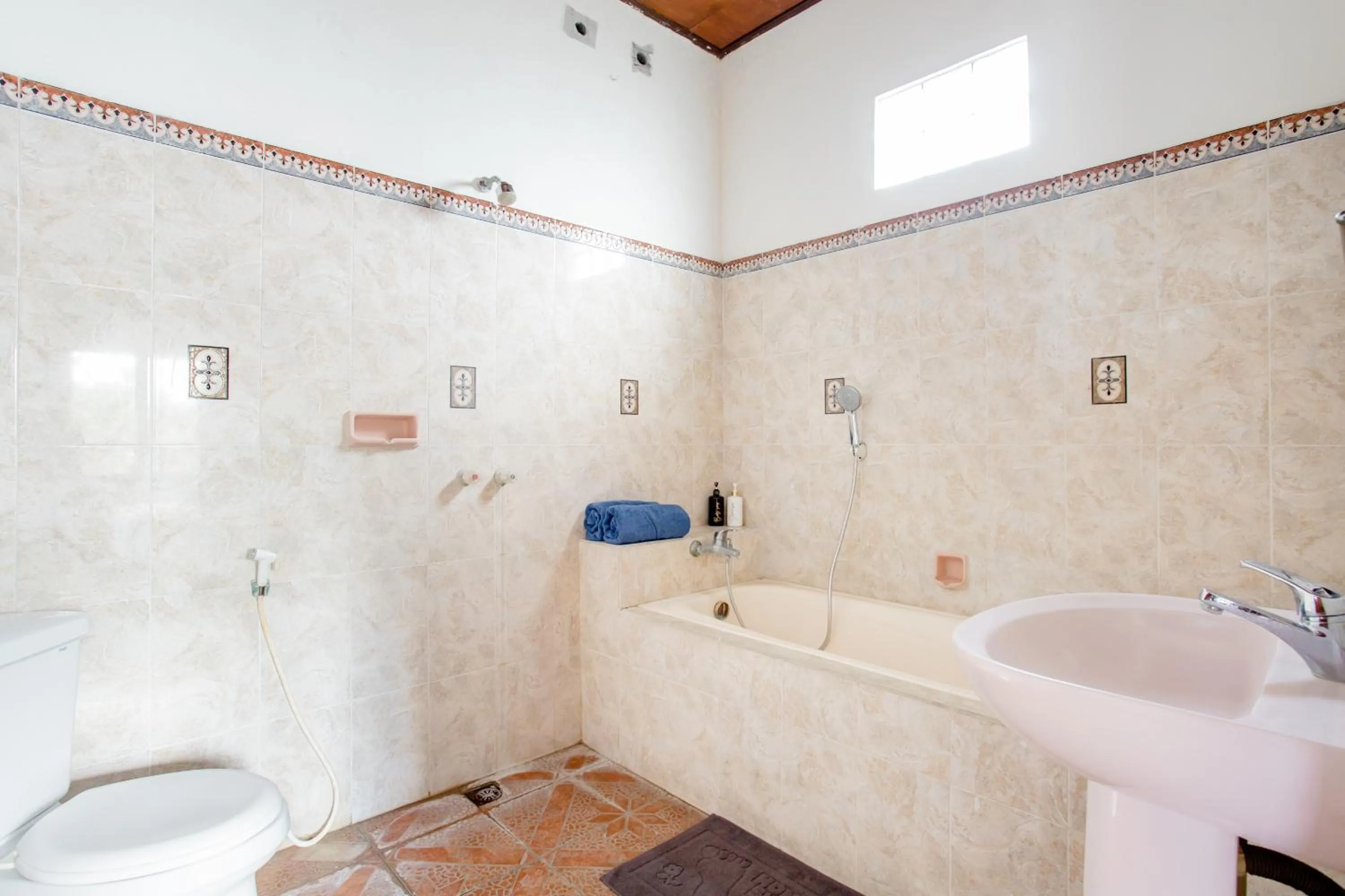 Bathroom in Rumah Akira Seminyak