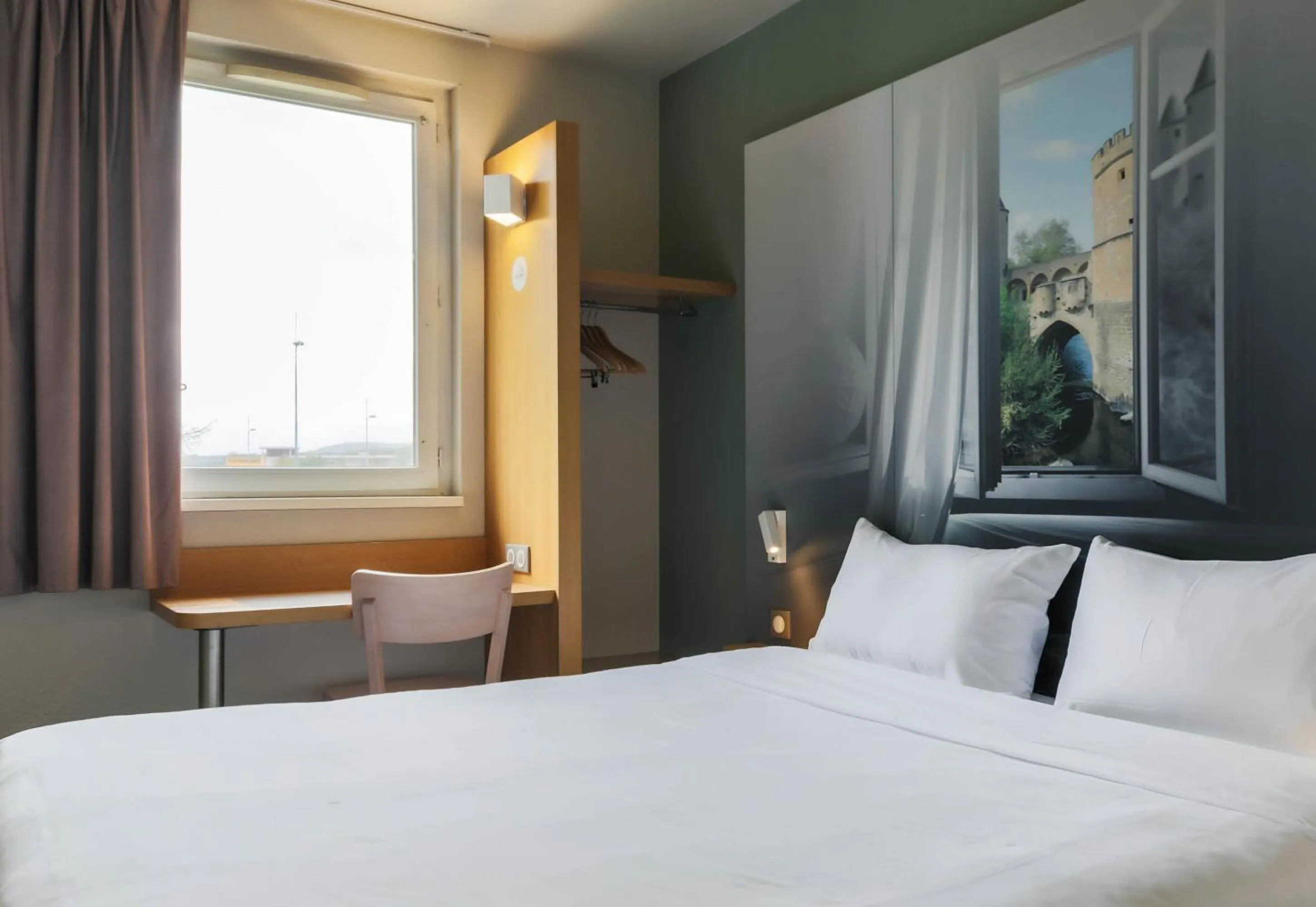 Bedroom, Bed in B&B HOTEL Metz Semécourt