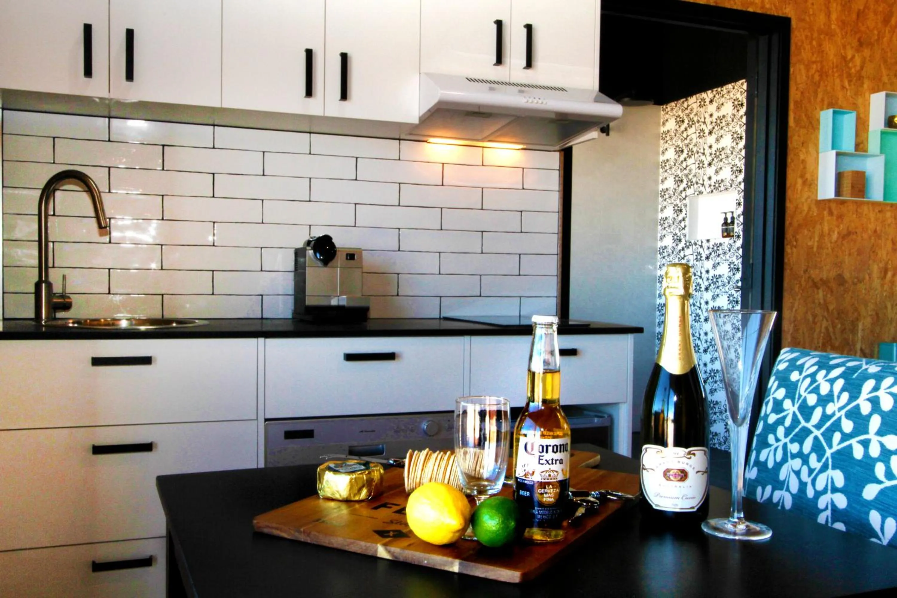 Kitchen or kitchenette in Perlubie Sea