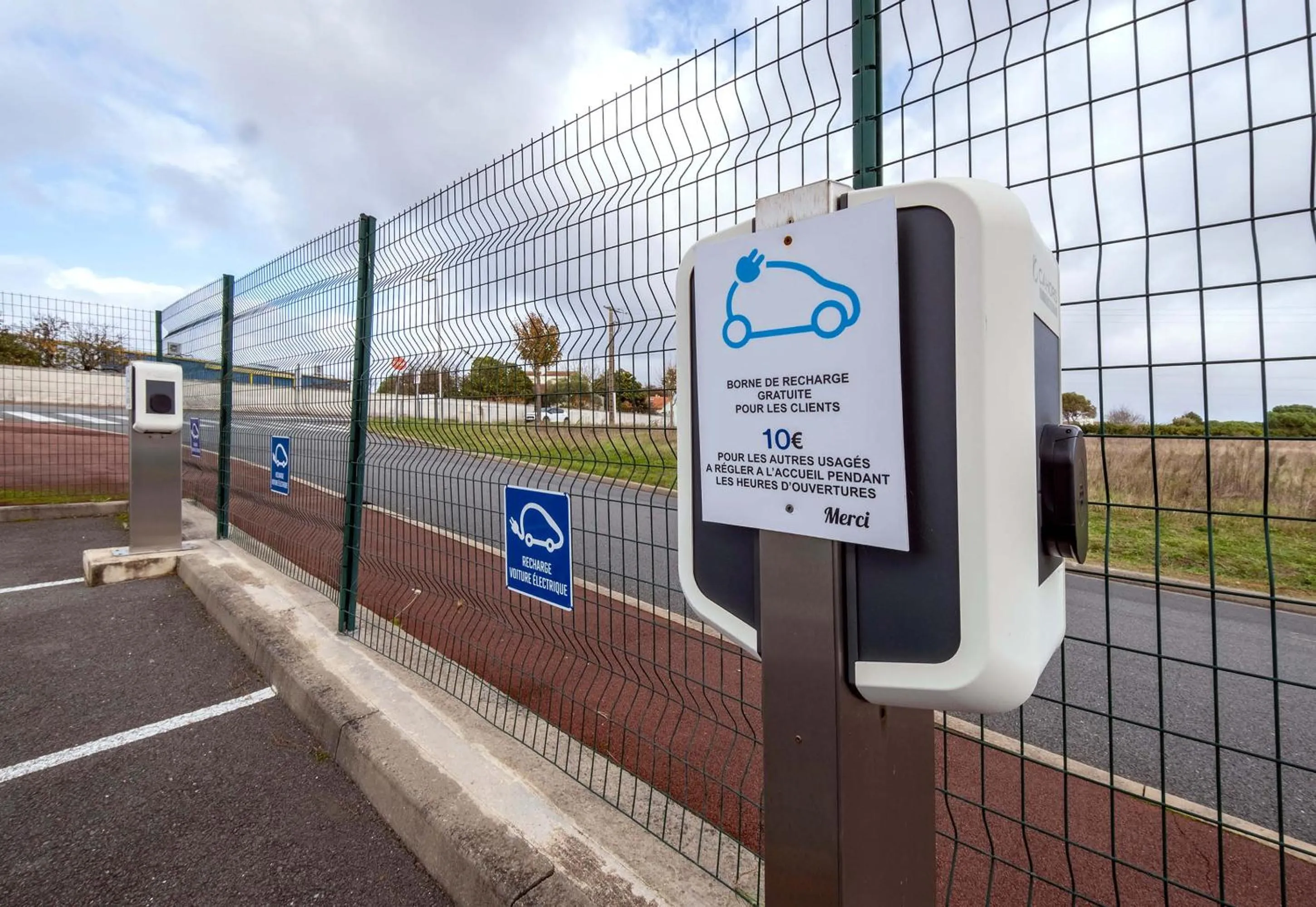 Parking in B&B HOTEL Royan La Palmyre