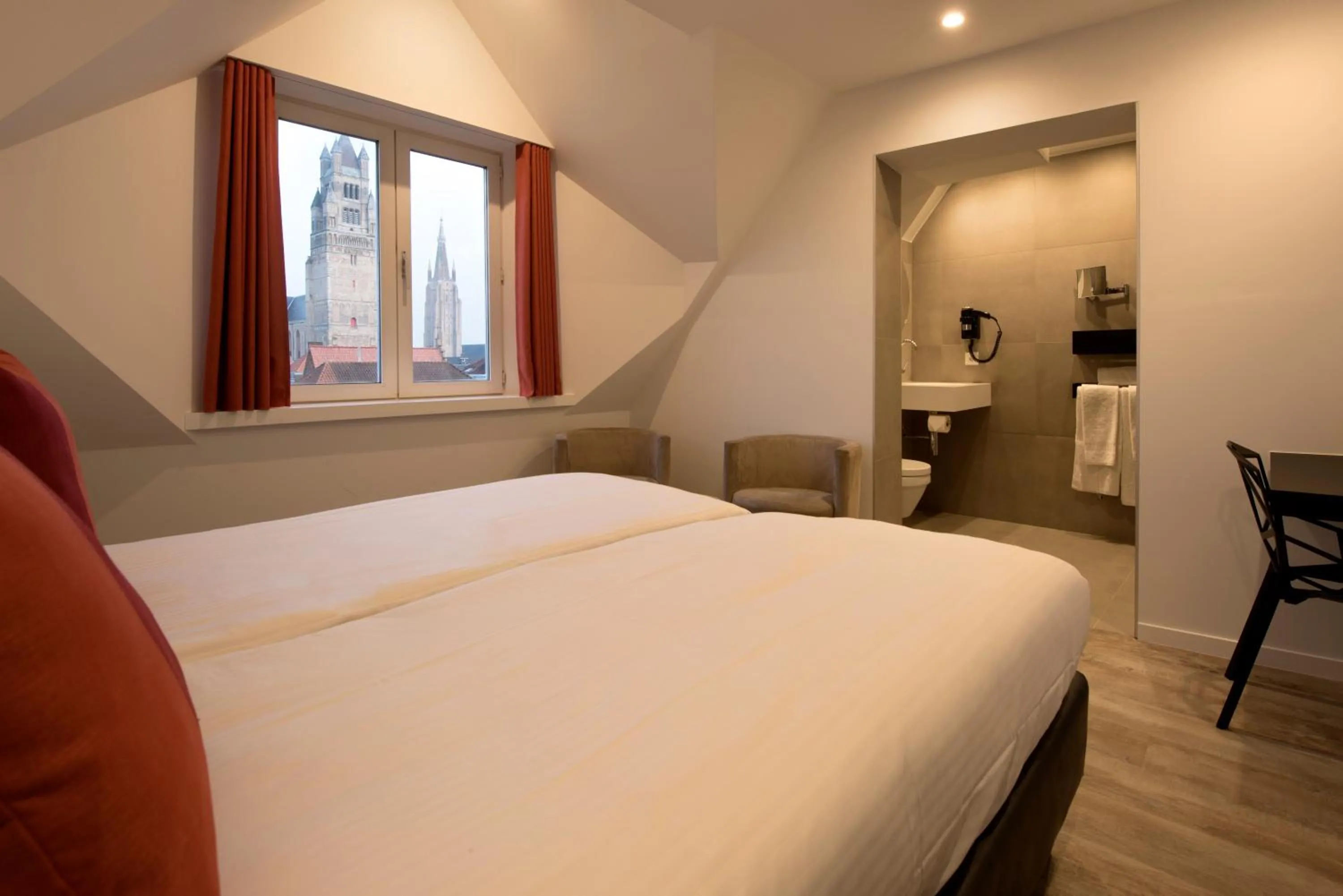 View (from property/room), Bed in Hotel Portinari