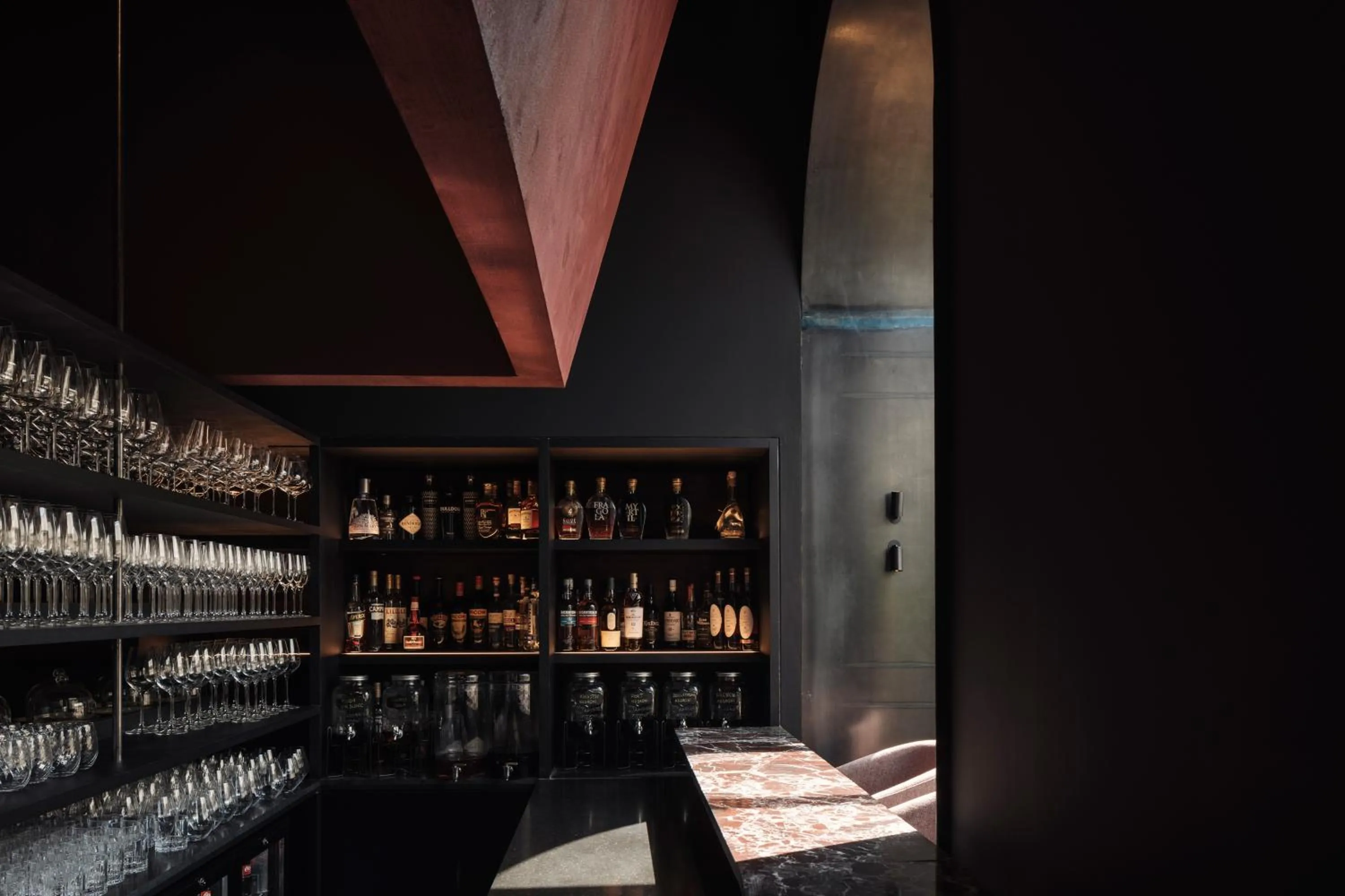 Restaurant/places to eat in Hotel Portinari