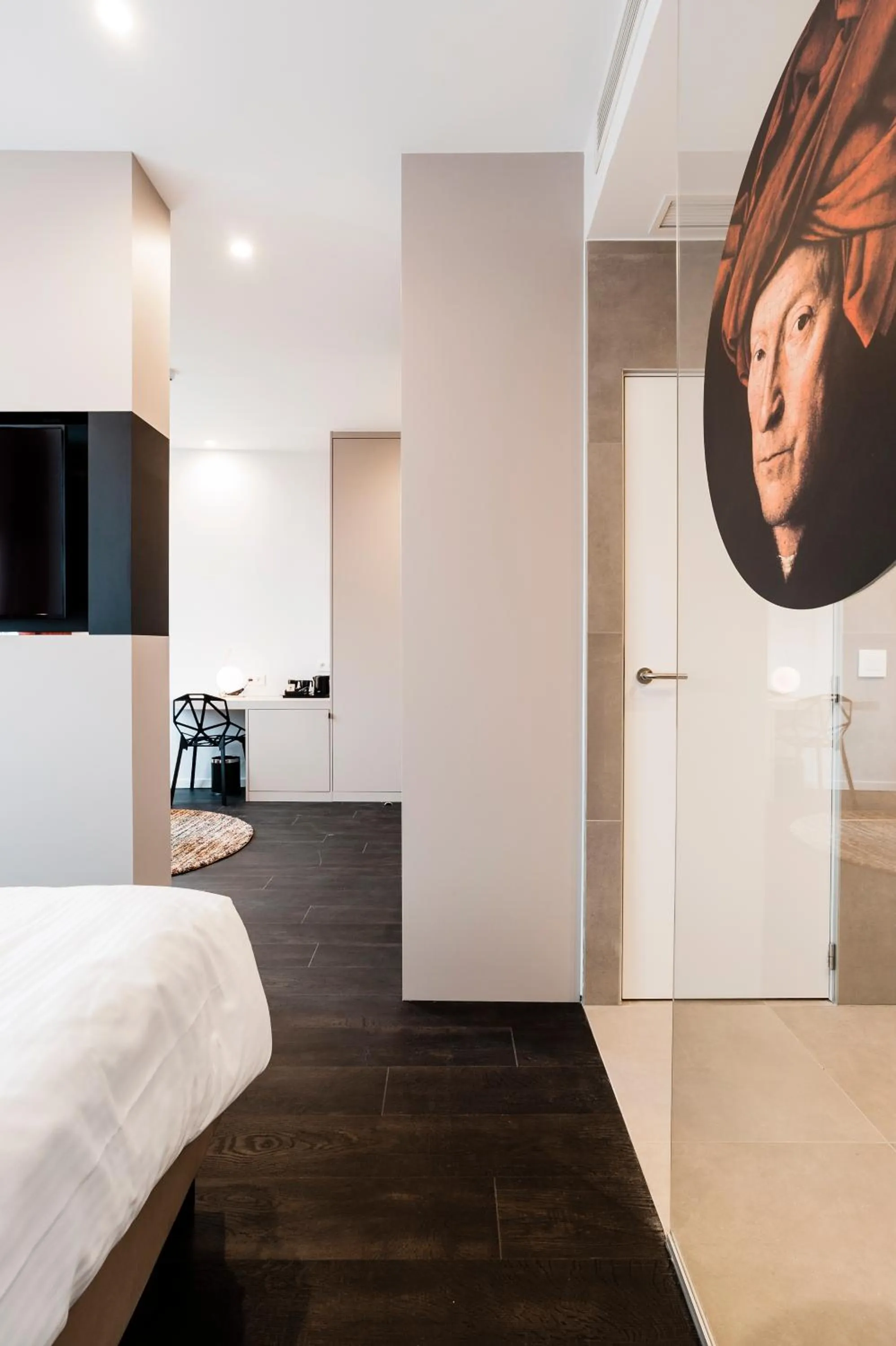 Decorative detail, Bed in Hotel Portinari