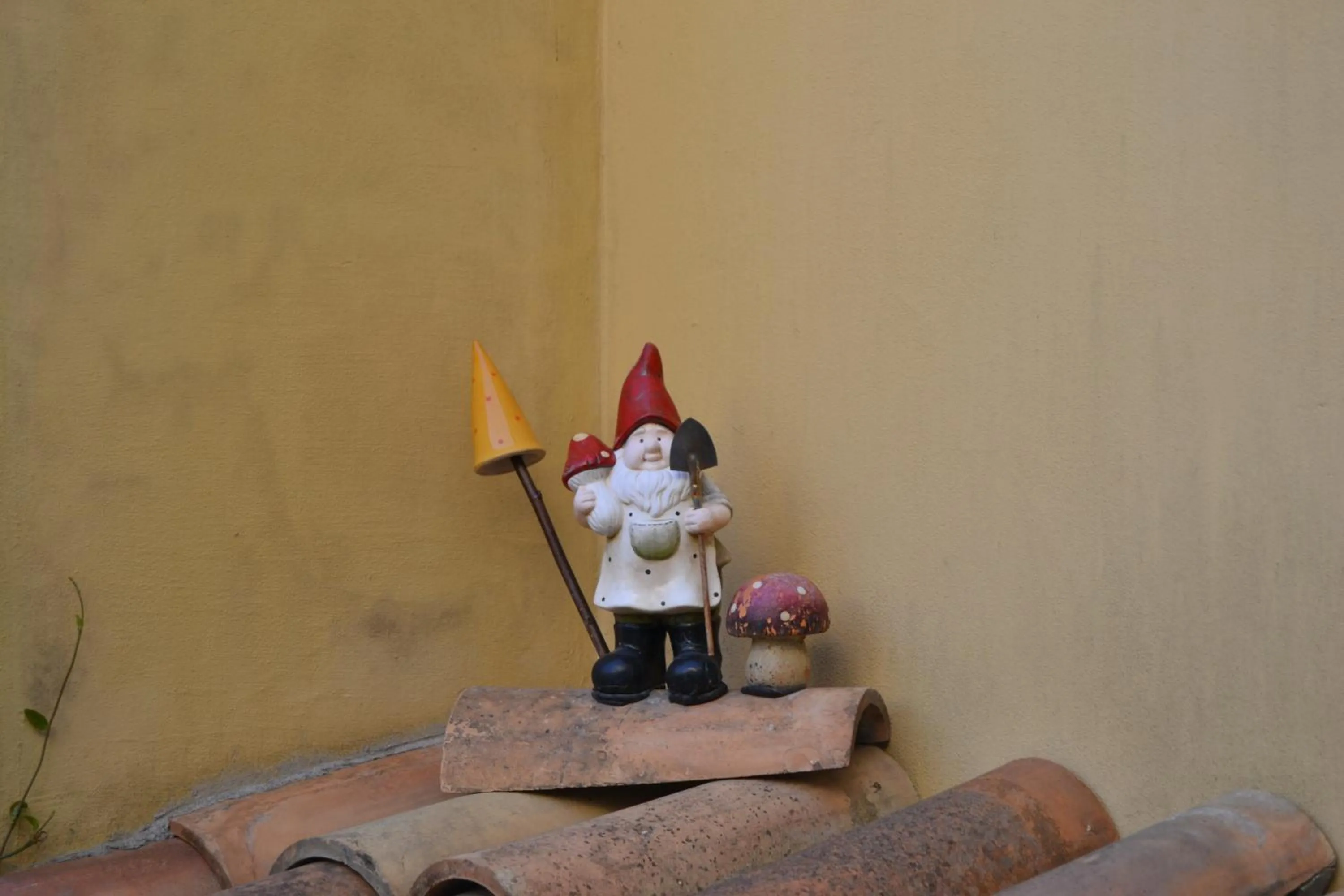 Decorative detail in Il Giardino Roccioso