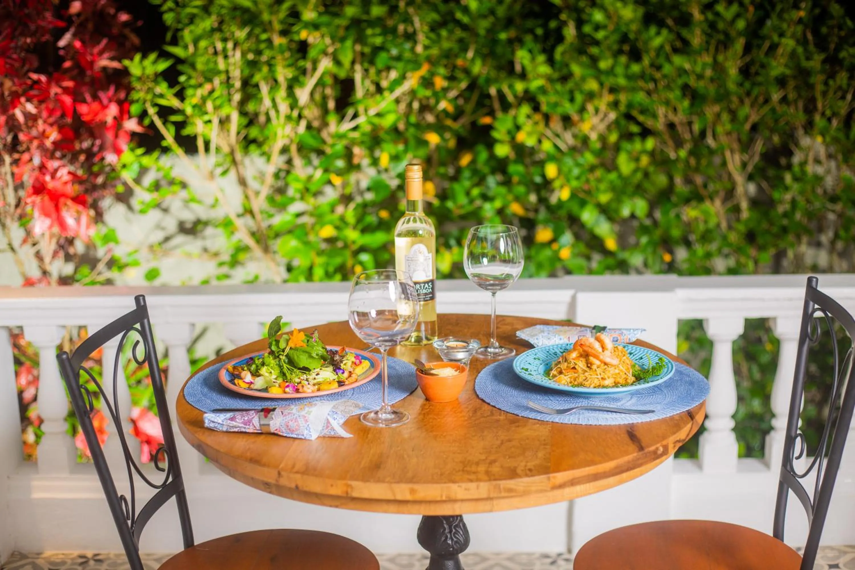 Property building in Solar Beach Hotel