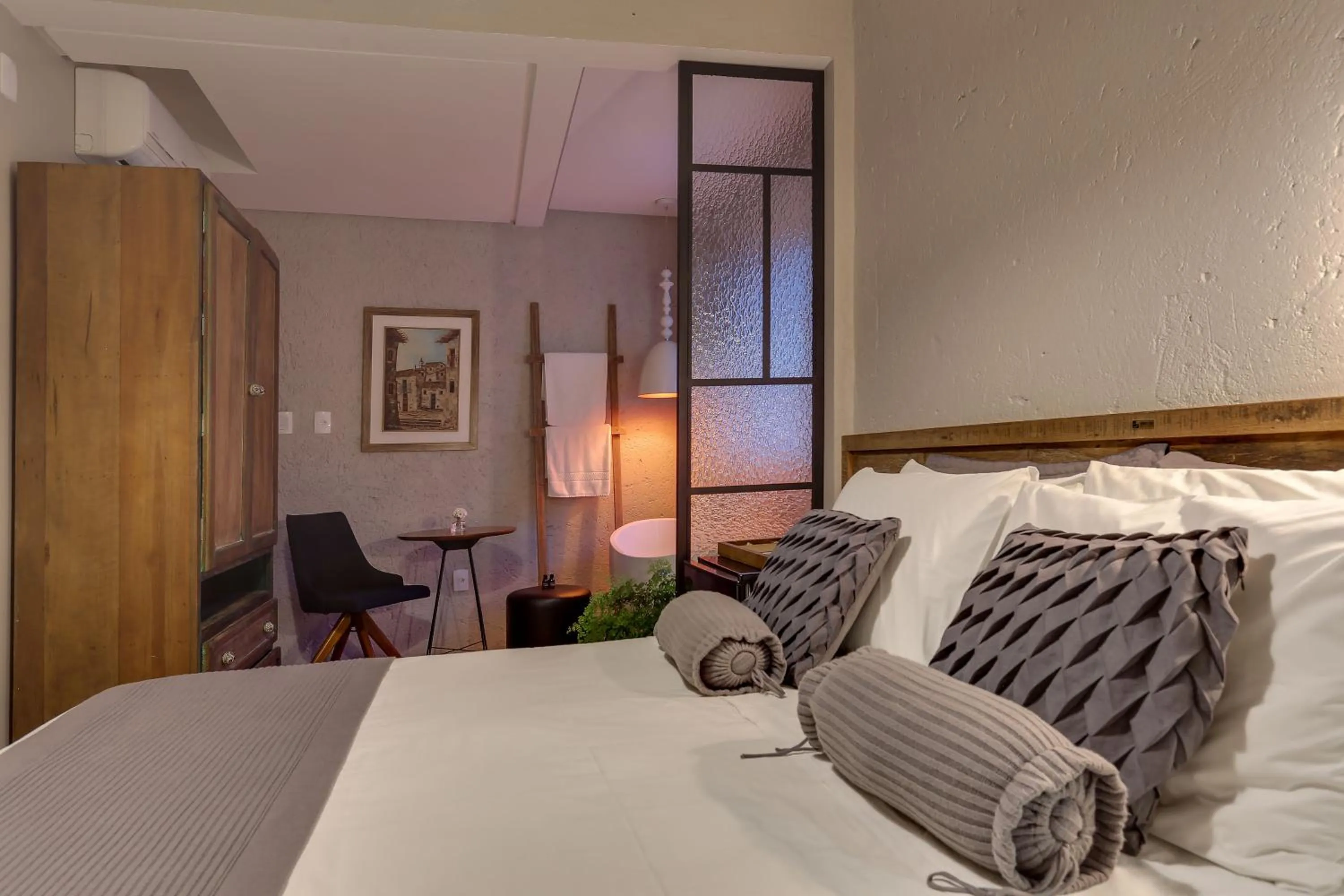 Bed in Solar Beach Hotel