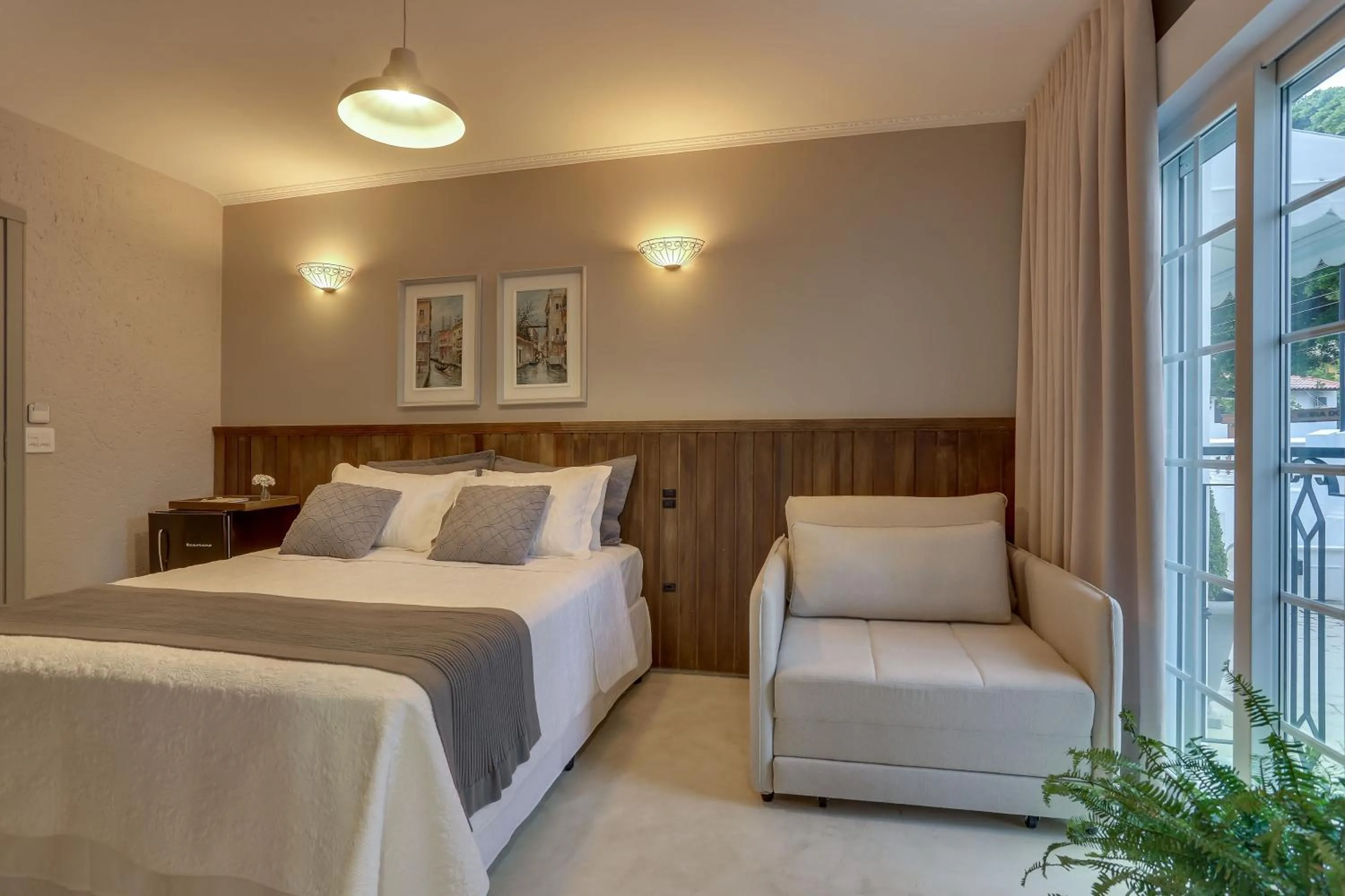 Bed in Solar Beach Hotel