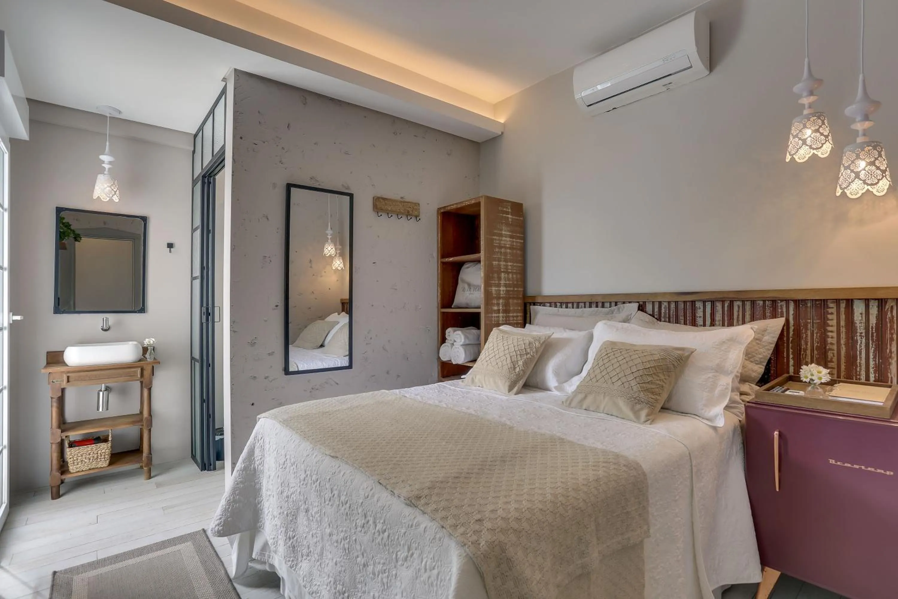 Bed in Solar Beach Hotel