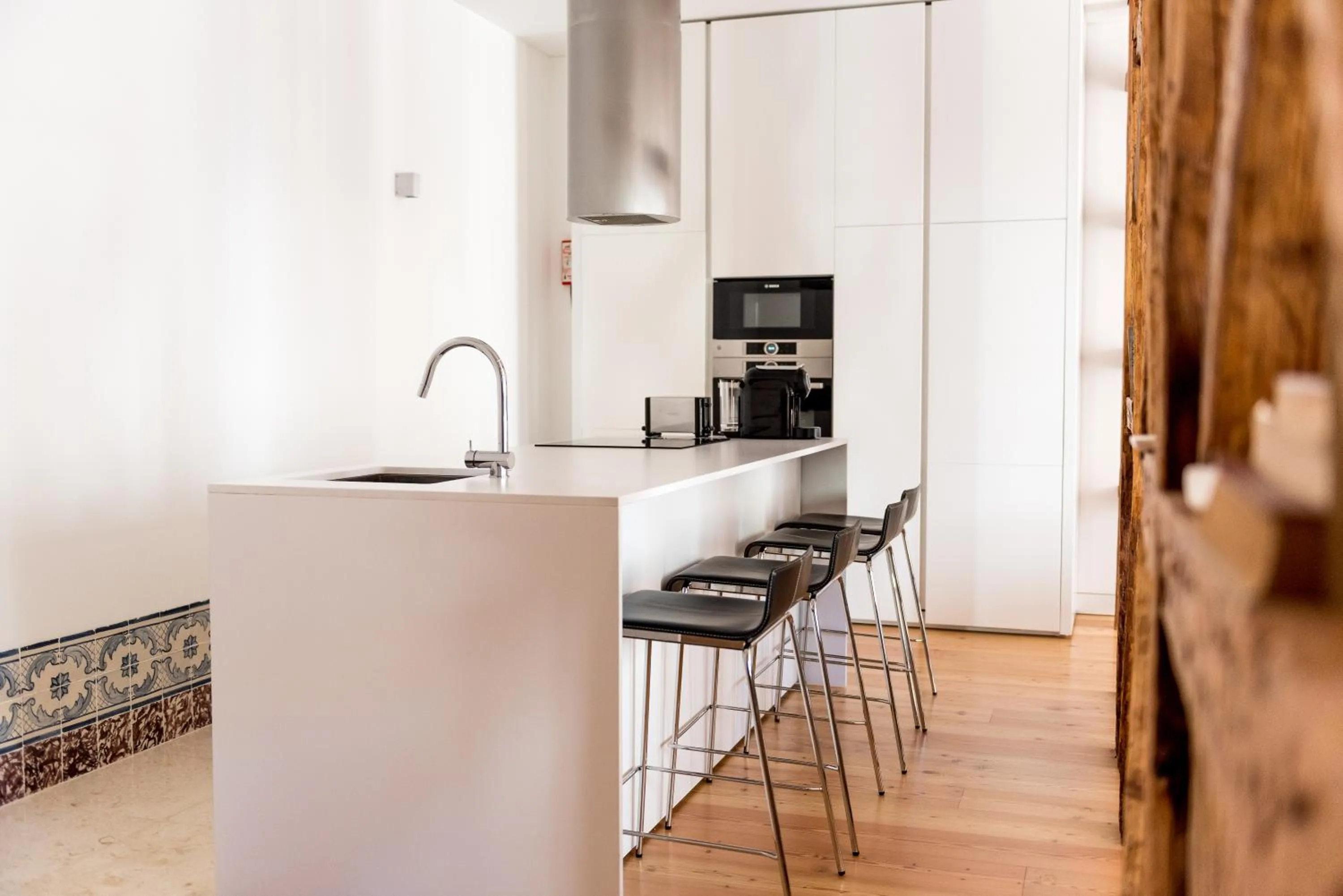 Kitchen or kitchenette in Flora Chiado Apartments