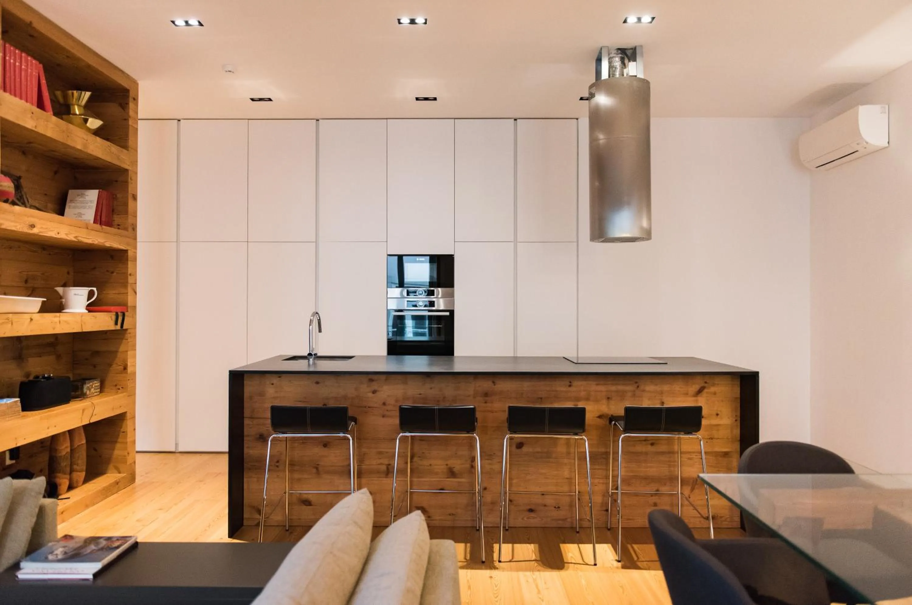 Kitchen or kitchenette in Flora Chiado Apartments