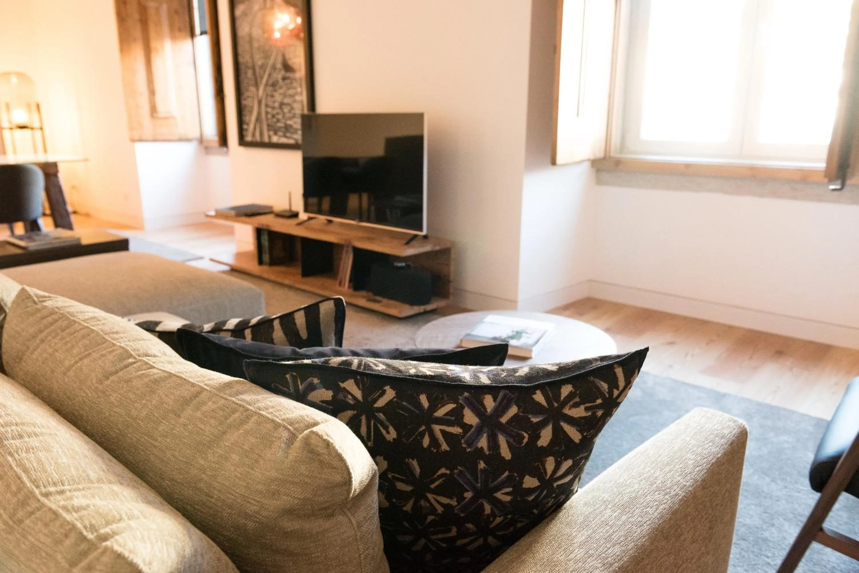 Living room in Flora Chiado Apartments