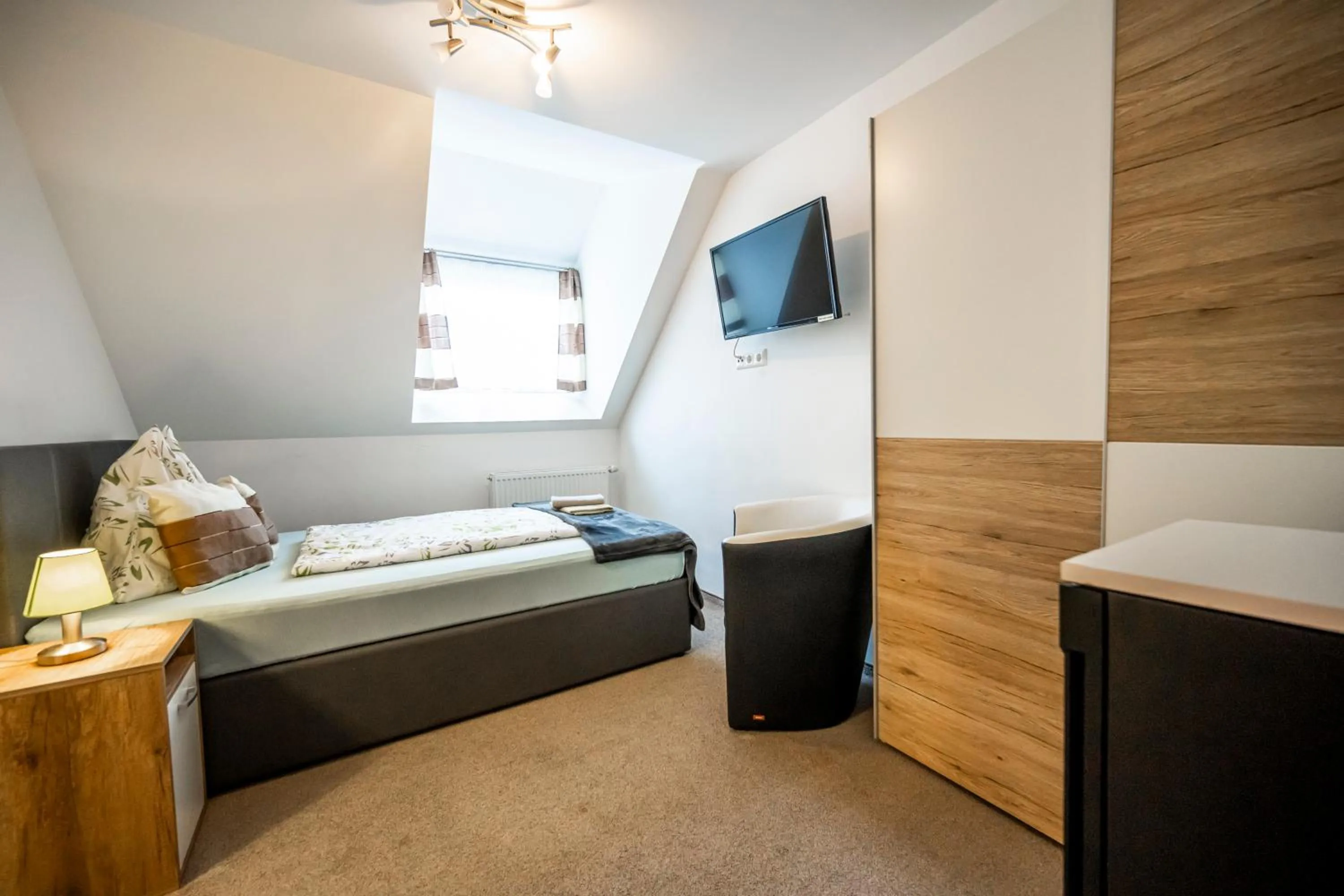 Bed in Die Schlafstube - Bed & Breakfast