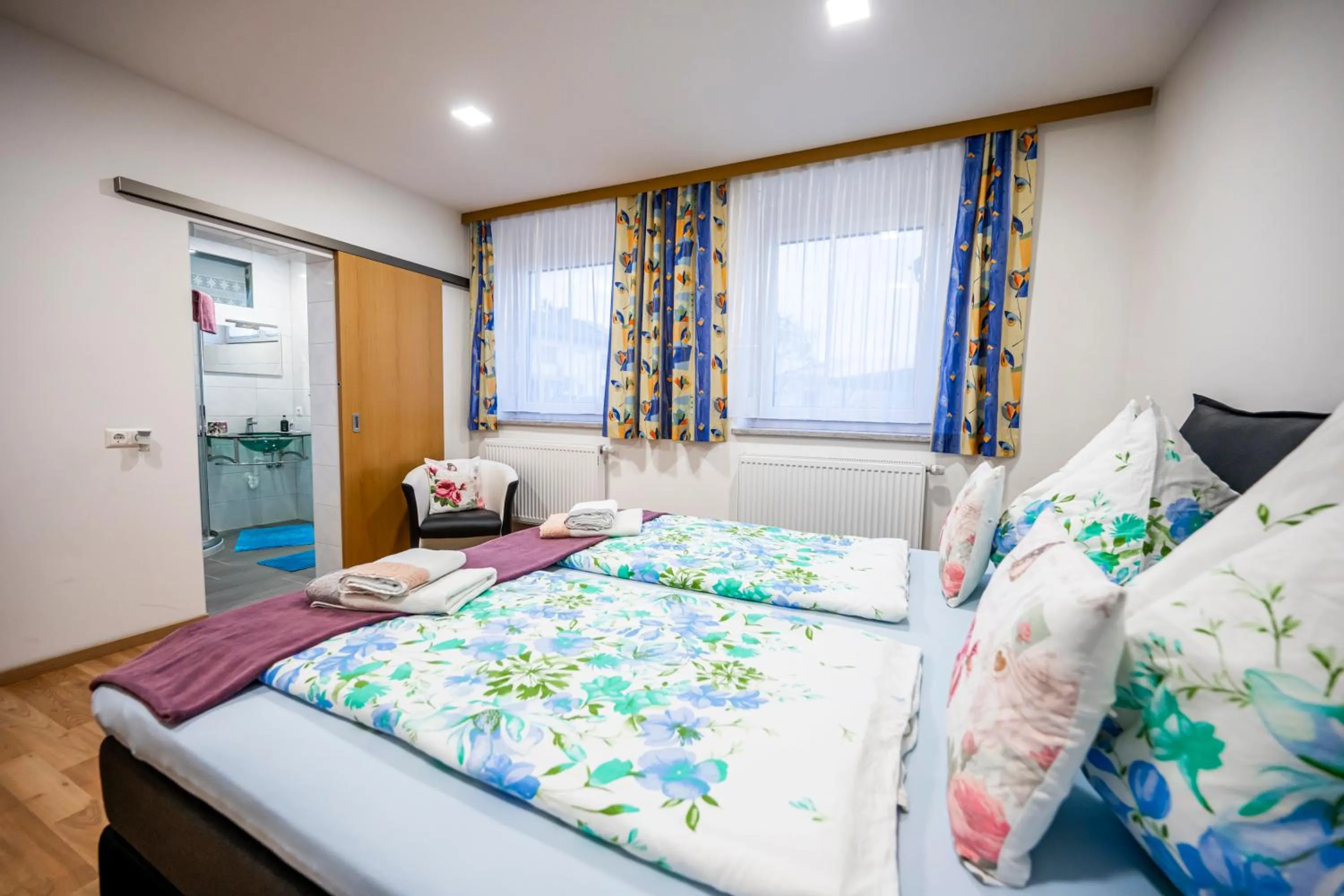 Bed in Die Schlafstube - Bed & Breakfast