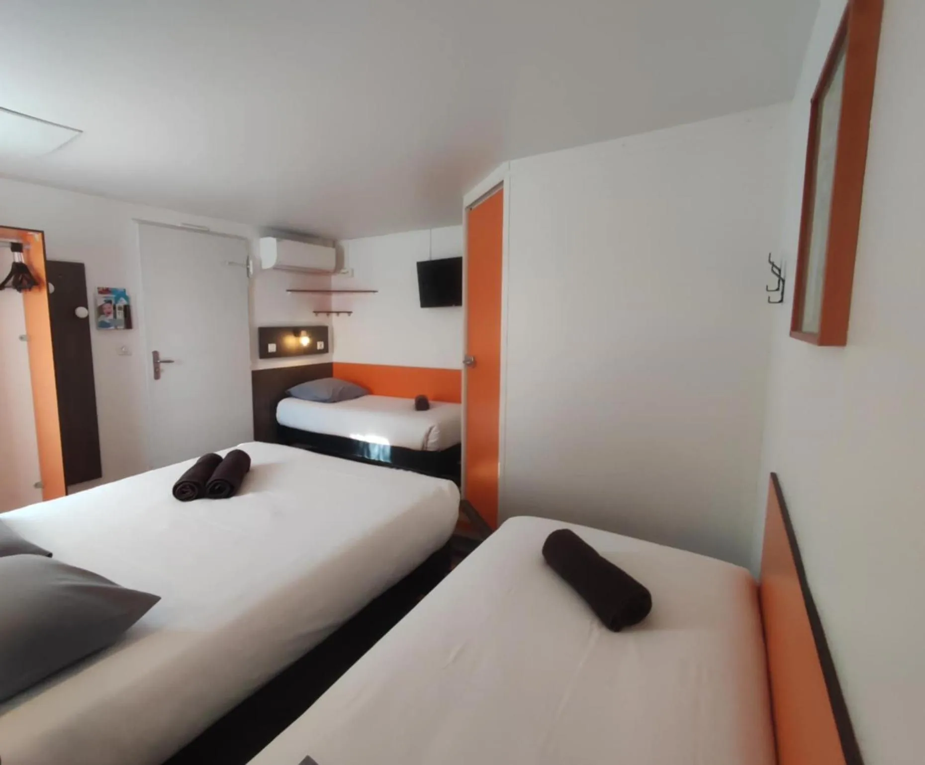 Bed in Kyriad Direct Saintes