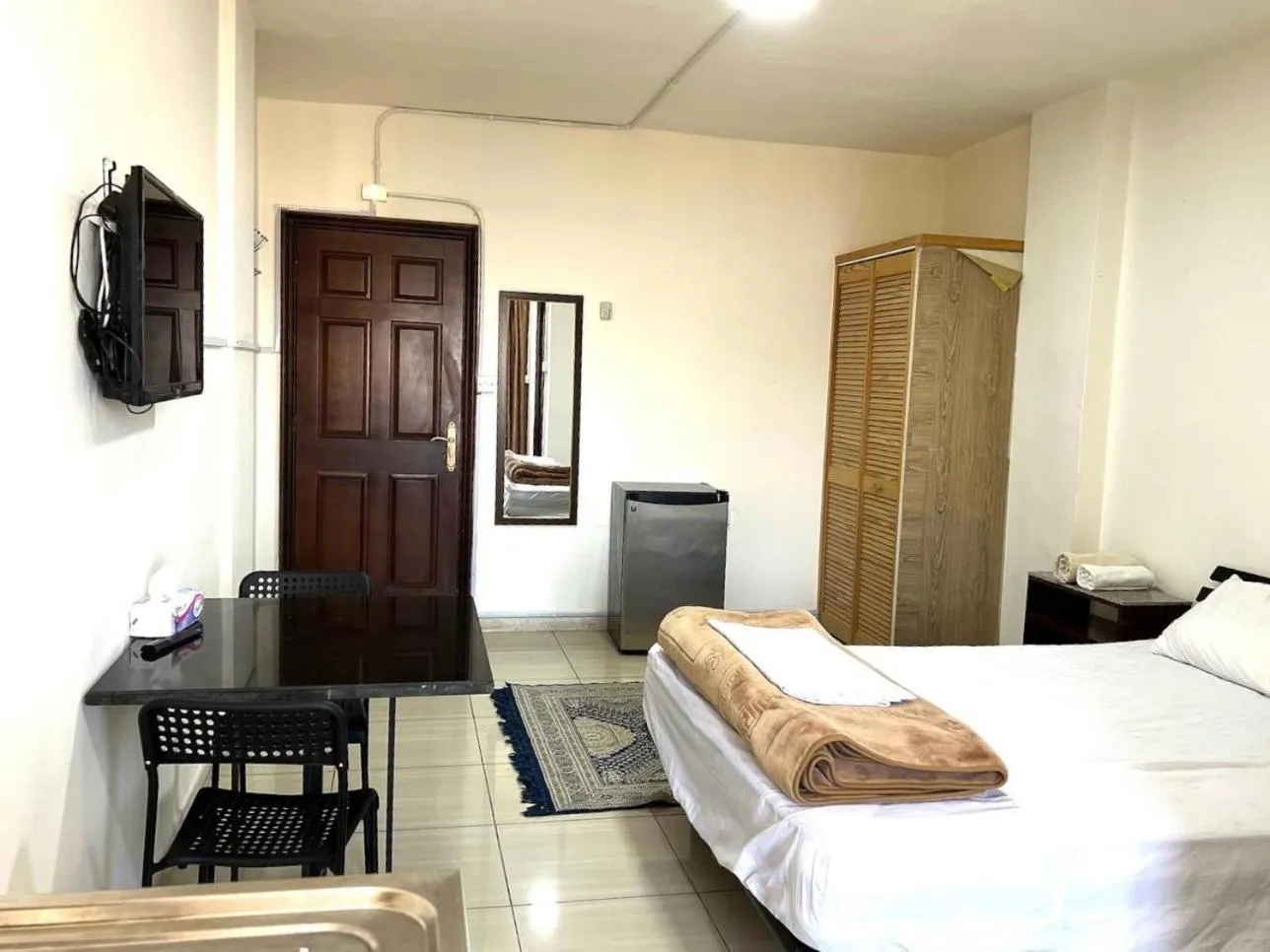 Bed in Al Qatal Building