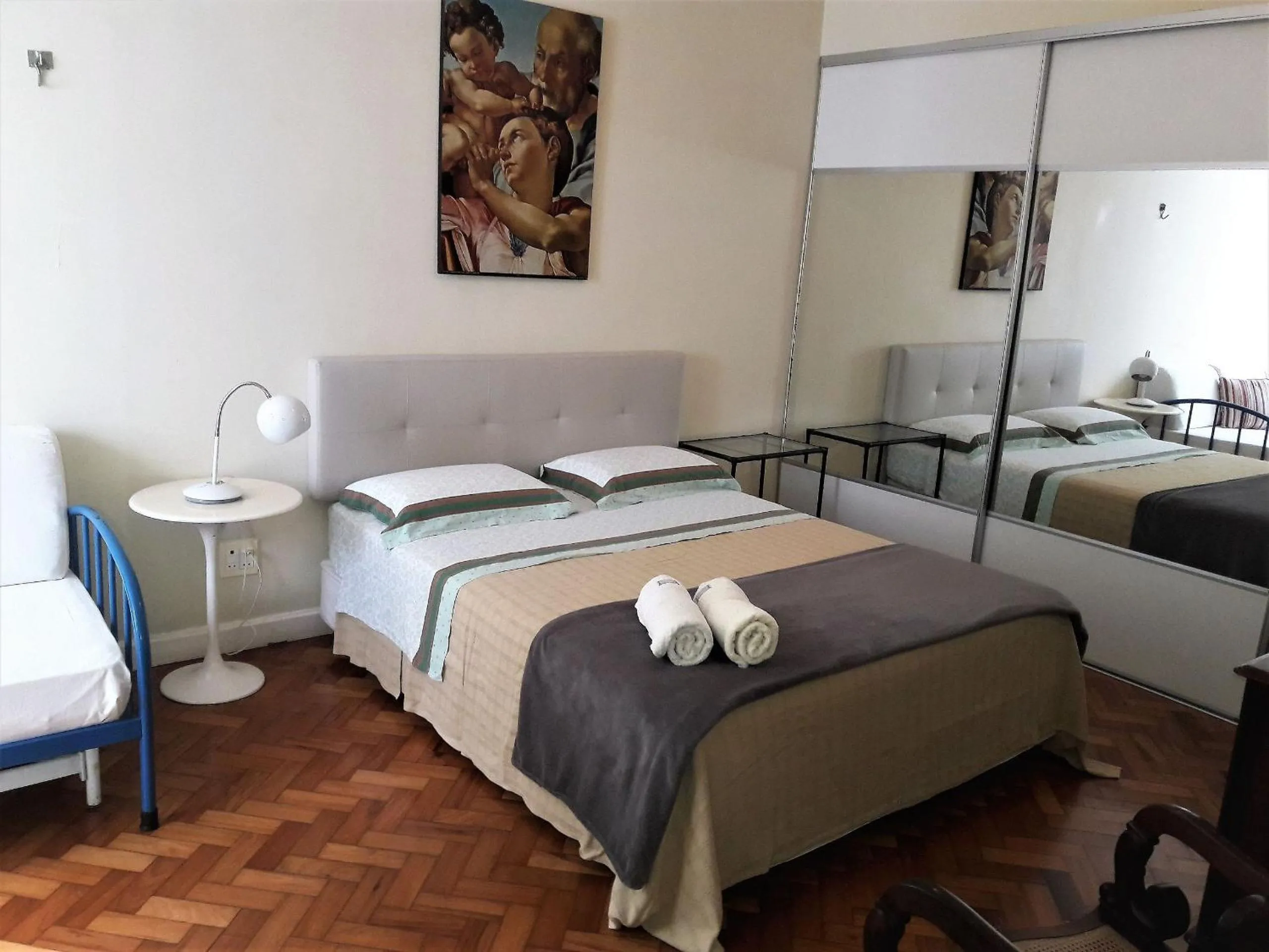 Bedroom, Bed in RIO DE JANEIRO - LEBLON BEACH